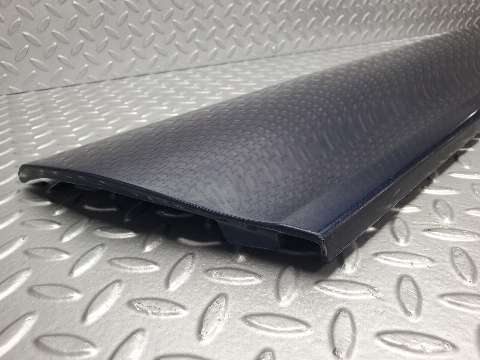 46747 Mercedes-Benz R129 320SL Coupe Left Door Lower Moulding Trim 1296902140