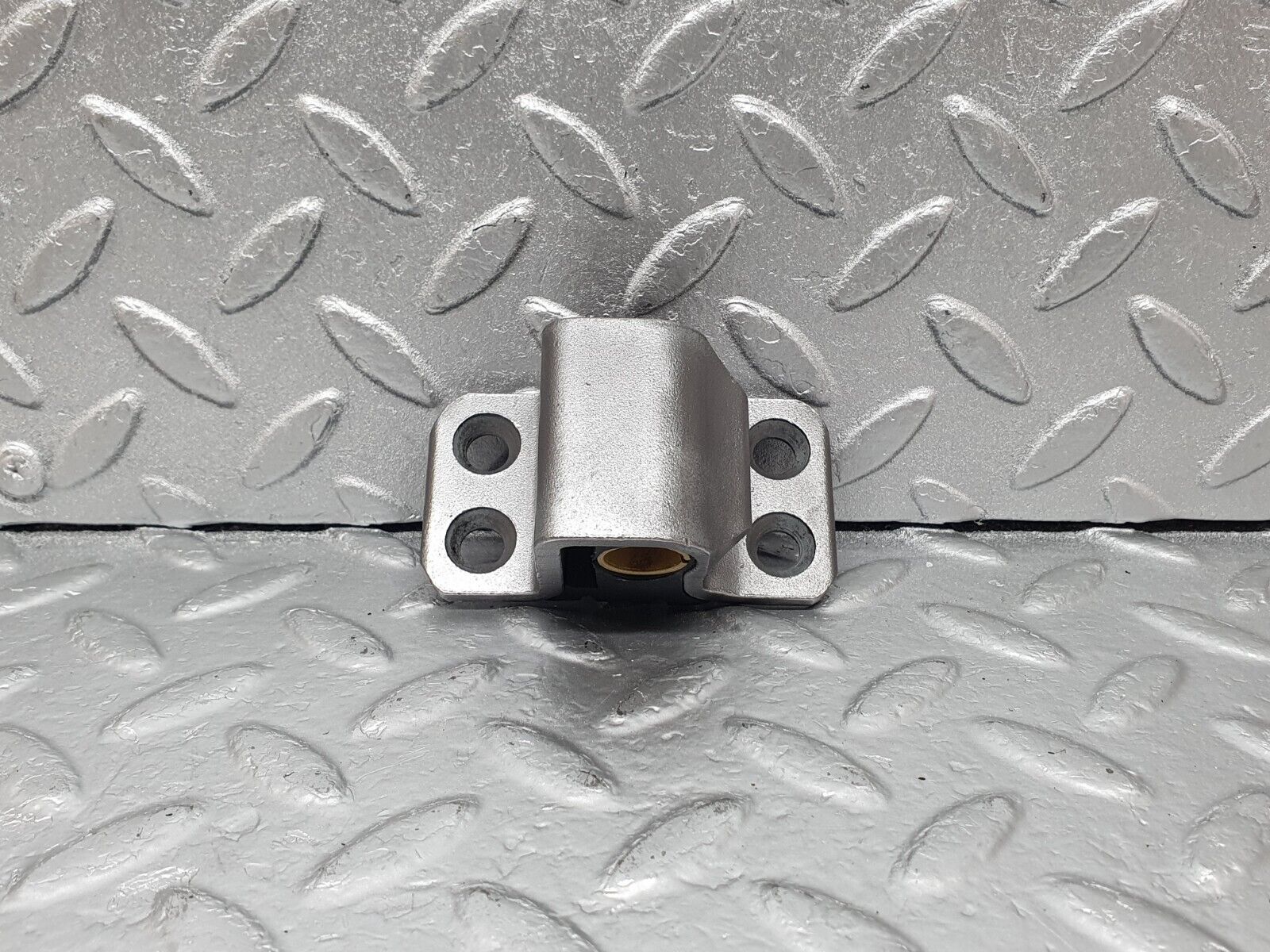 43564 Mercedes-Benz C126 380SEC Coupe Door Lock Latch Left Side