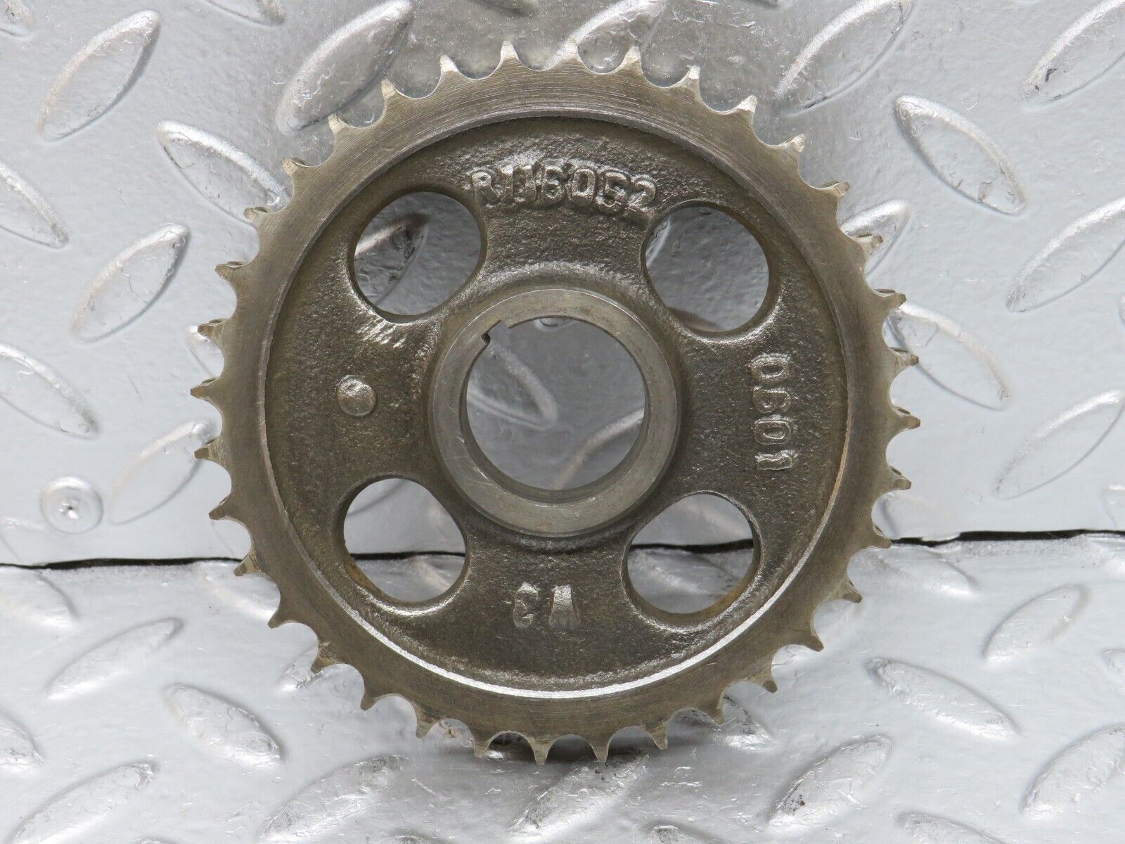 32764 Mercedes-Benz C107 R107 350 V8 Camshaft Timing Gear 1160520601