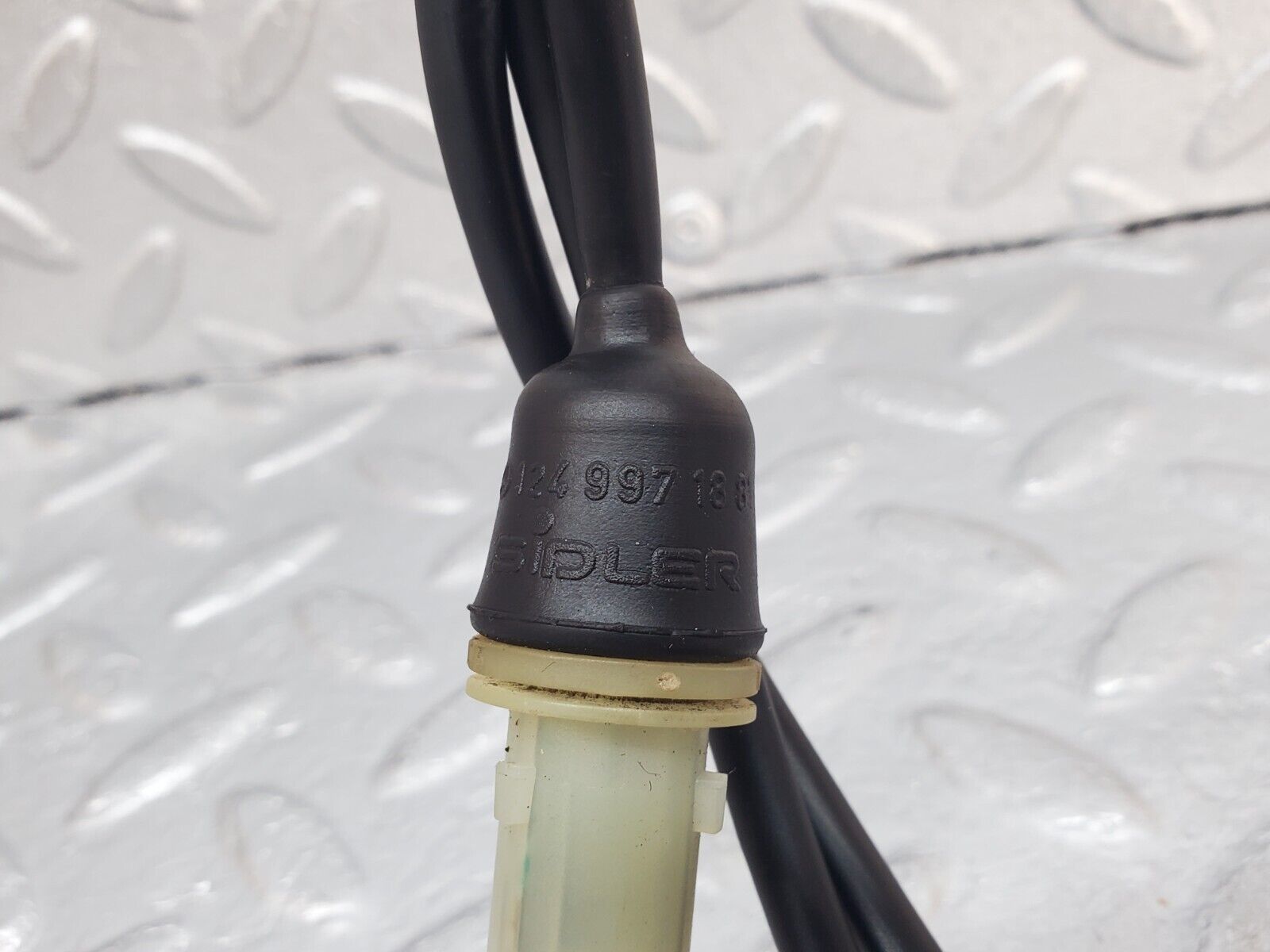 45757 Mercedes-Benz W126 420SE Wing Indicator Cable Wire 1249971881