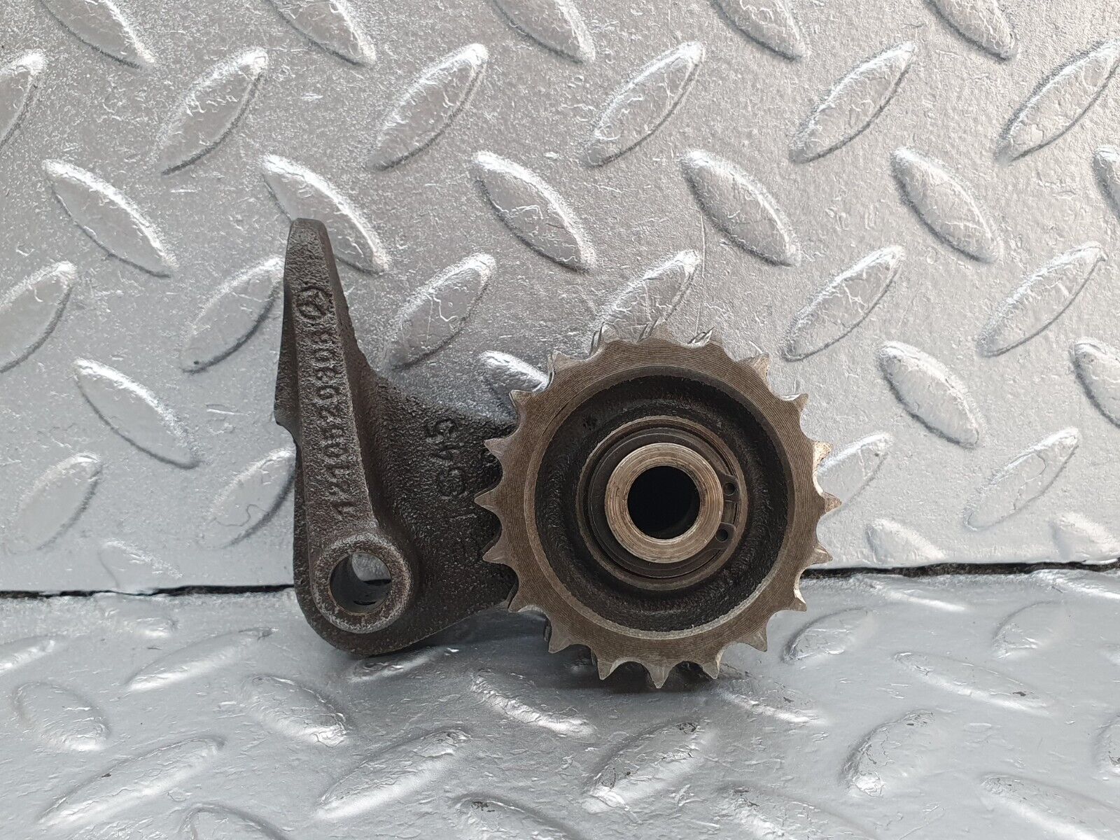 43266 Mercedes-Benz W108 280SE Timing Chain Tensioner Gear 1210520306