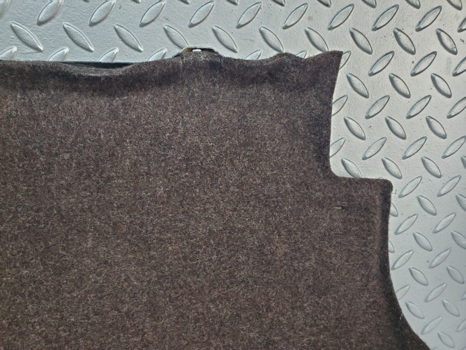 45699 Mercedes-Benz W126 420SE Fuel Tank Cover Plate