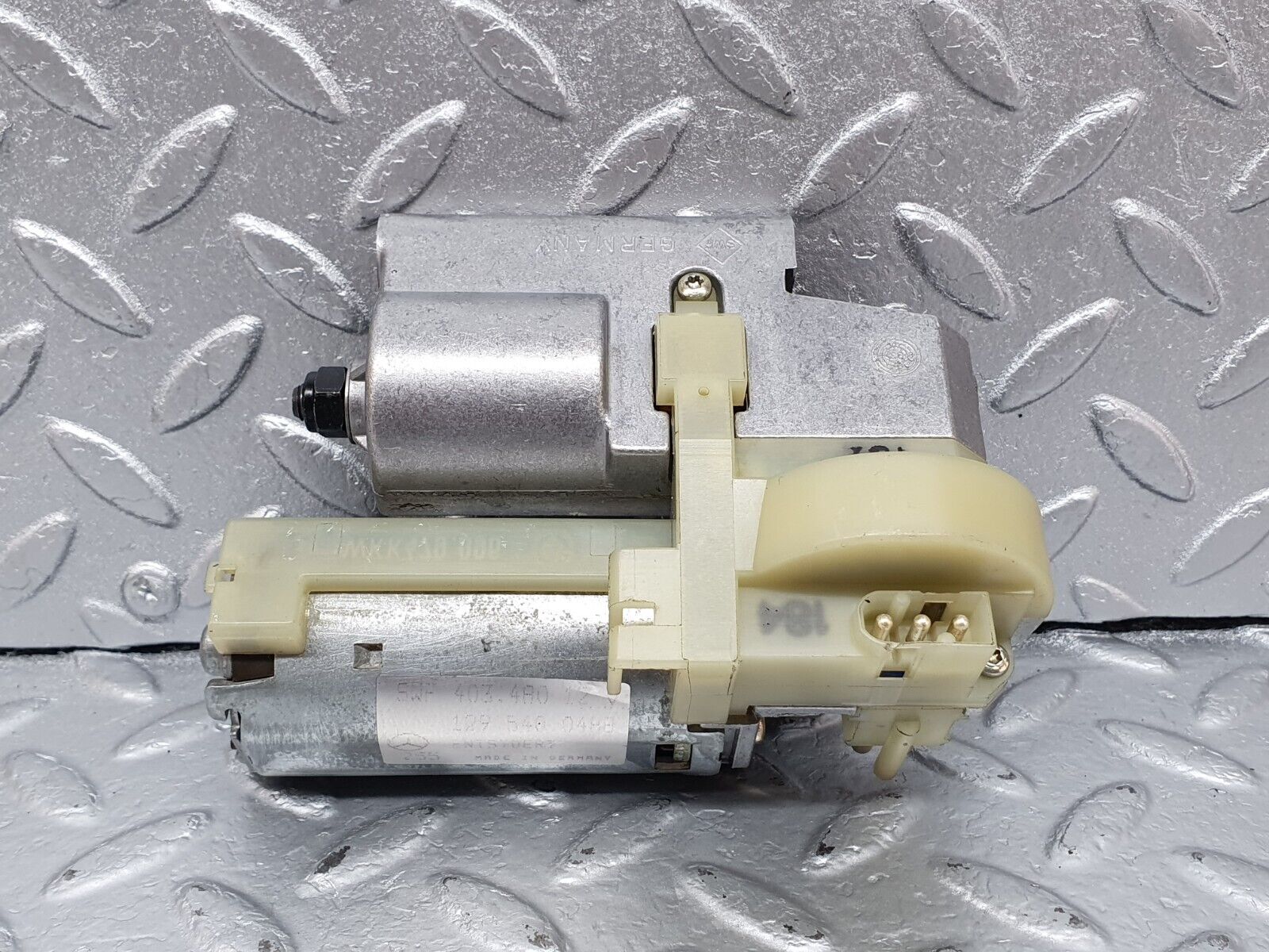 42340 Mercedes-Benz R129 320SL Coupe Steering Column Adjustment Motor 1295400488