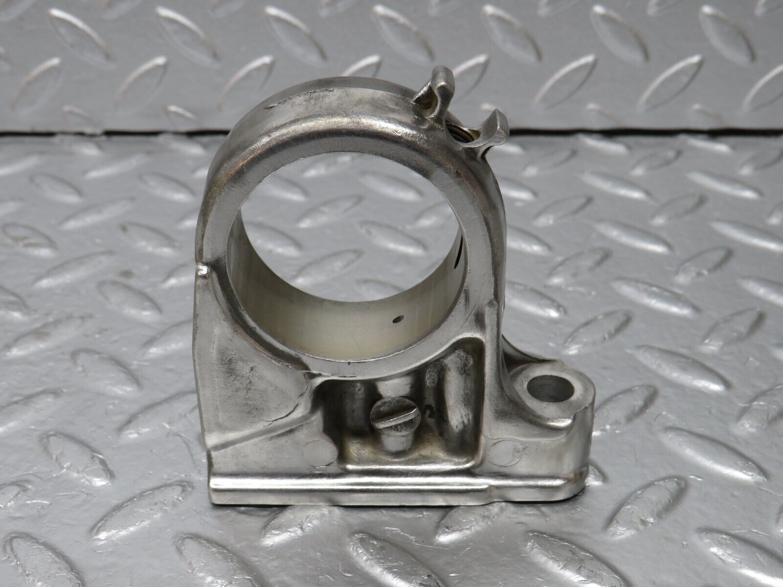 26539 Mercedes-Benz C107 R107 Camshaft Tower Bearing 1160514218