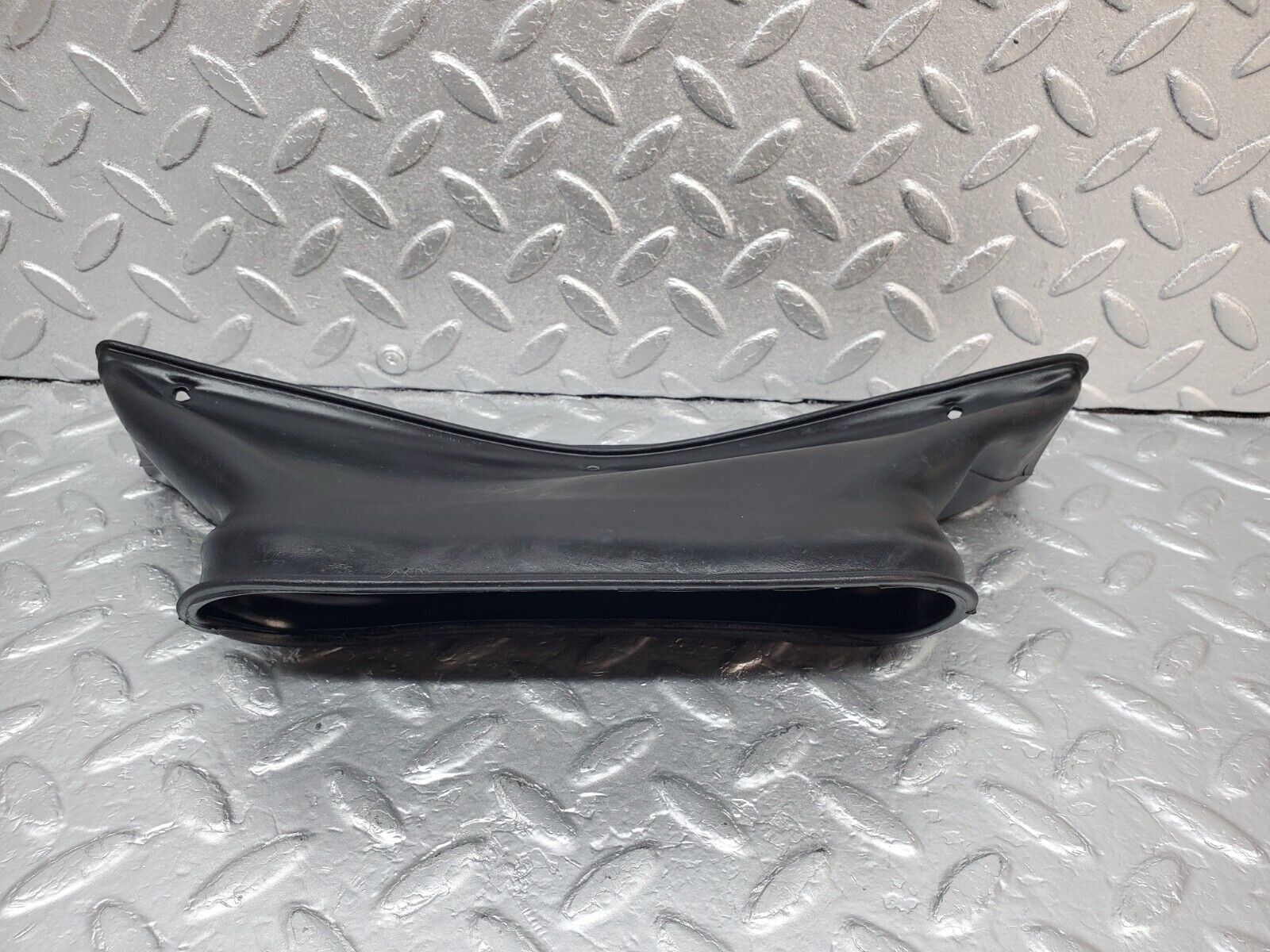 45933 Mercedes-Benz W126 420SE Heating Duct Rubber 1268320088