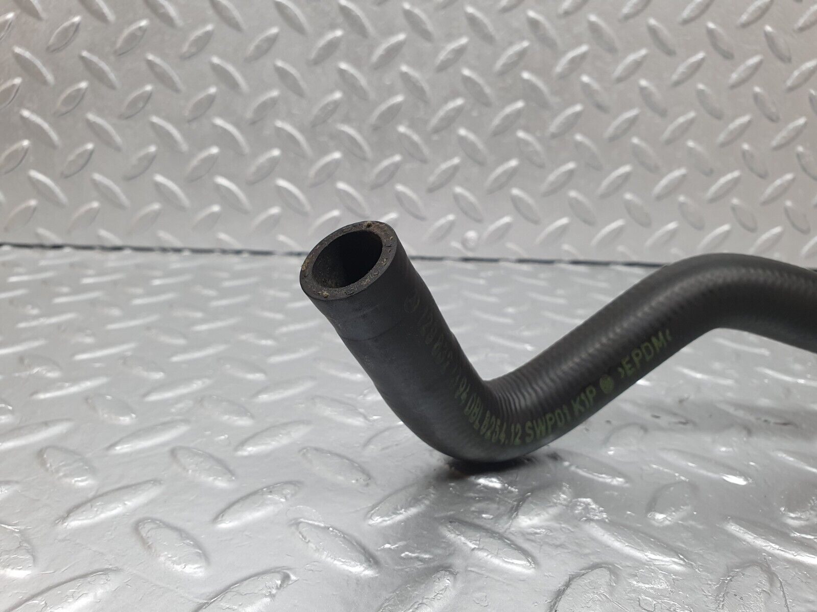 42554 Mercedes-Benz R129 320SL Coupe Coolant Hose Pipe 1298321394