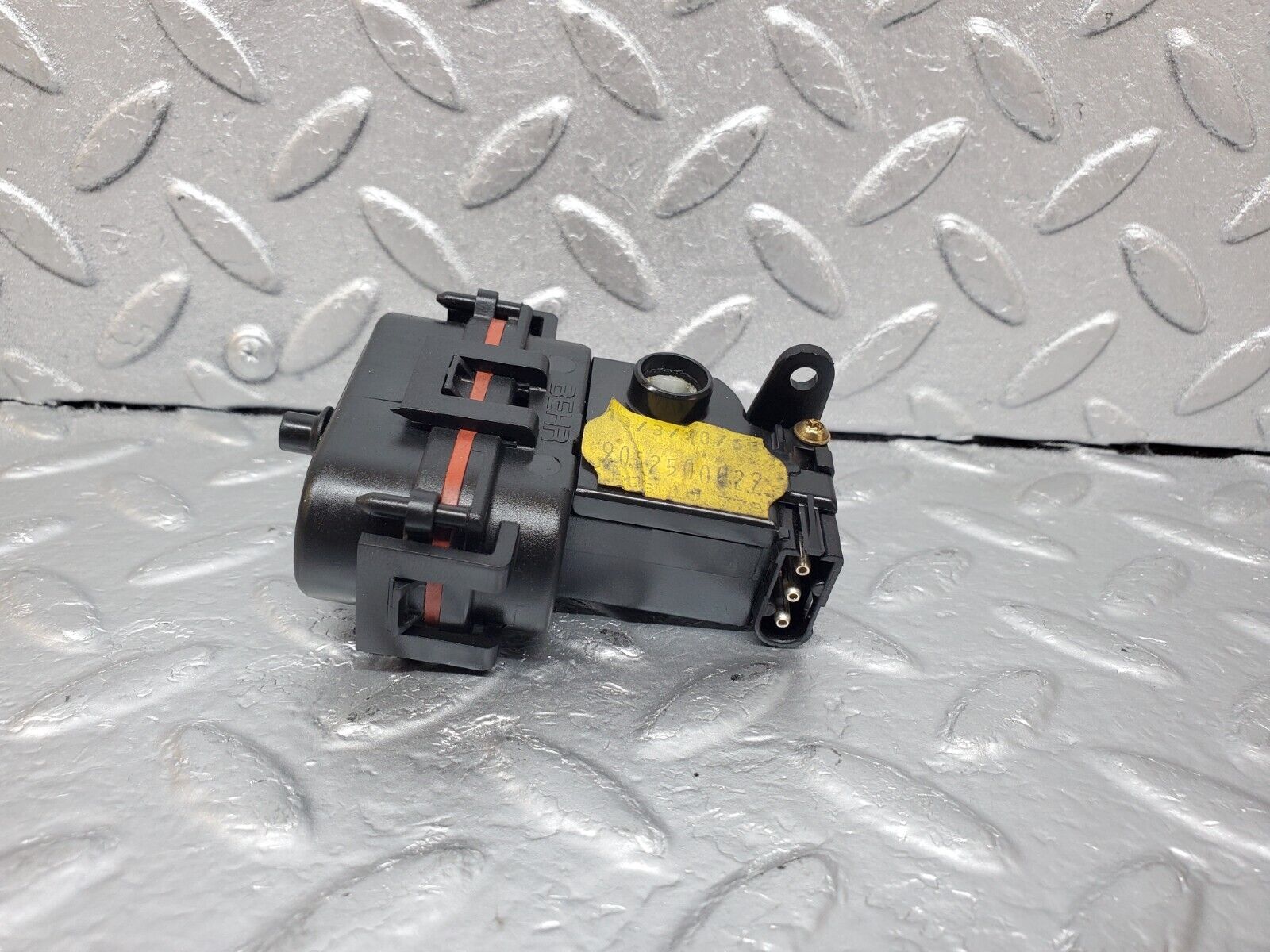 44971 Mercedes-Benz R129 300SL Coupe Heater Box Vacuum Actuator