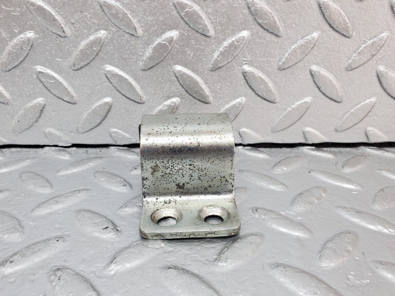 44342 Mercedes-Benz W123 280E Left Door Lock Latch