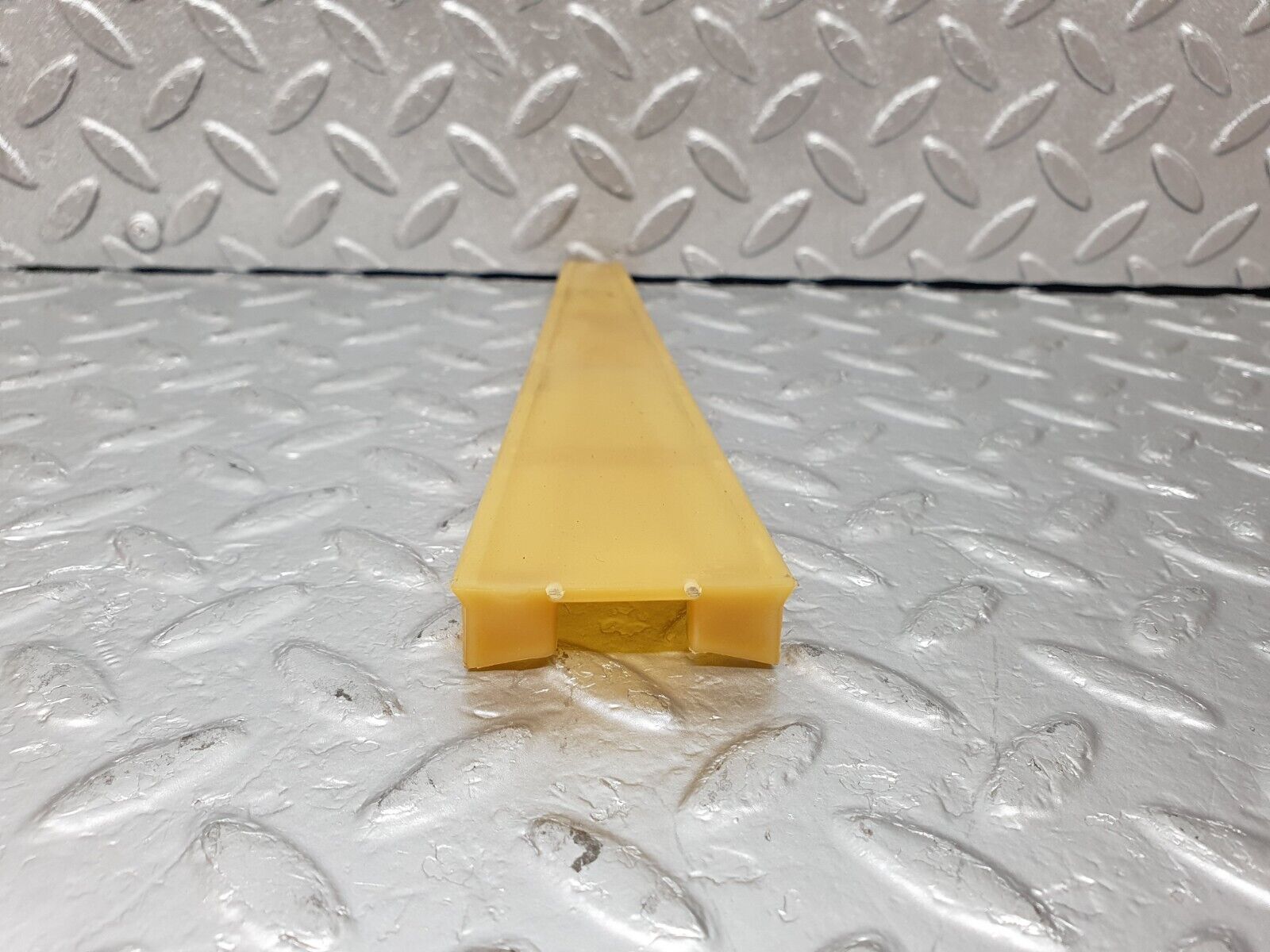 44237 Mercedes-Benz C107 350SLC Coupe Automatic Gearbox Support 722.001