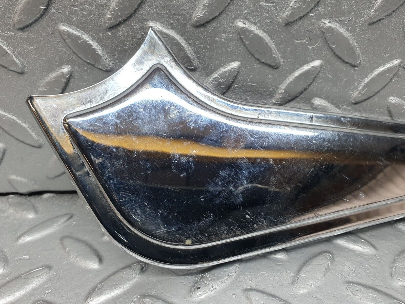 43086 Mercedes-Benz W108 280SE Seat Hinge Chrome Cover Right 1089130828