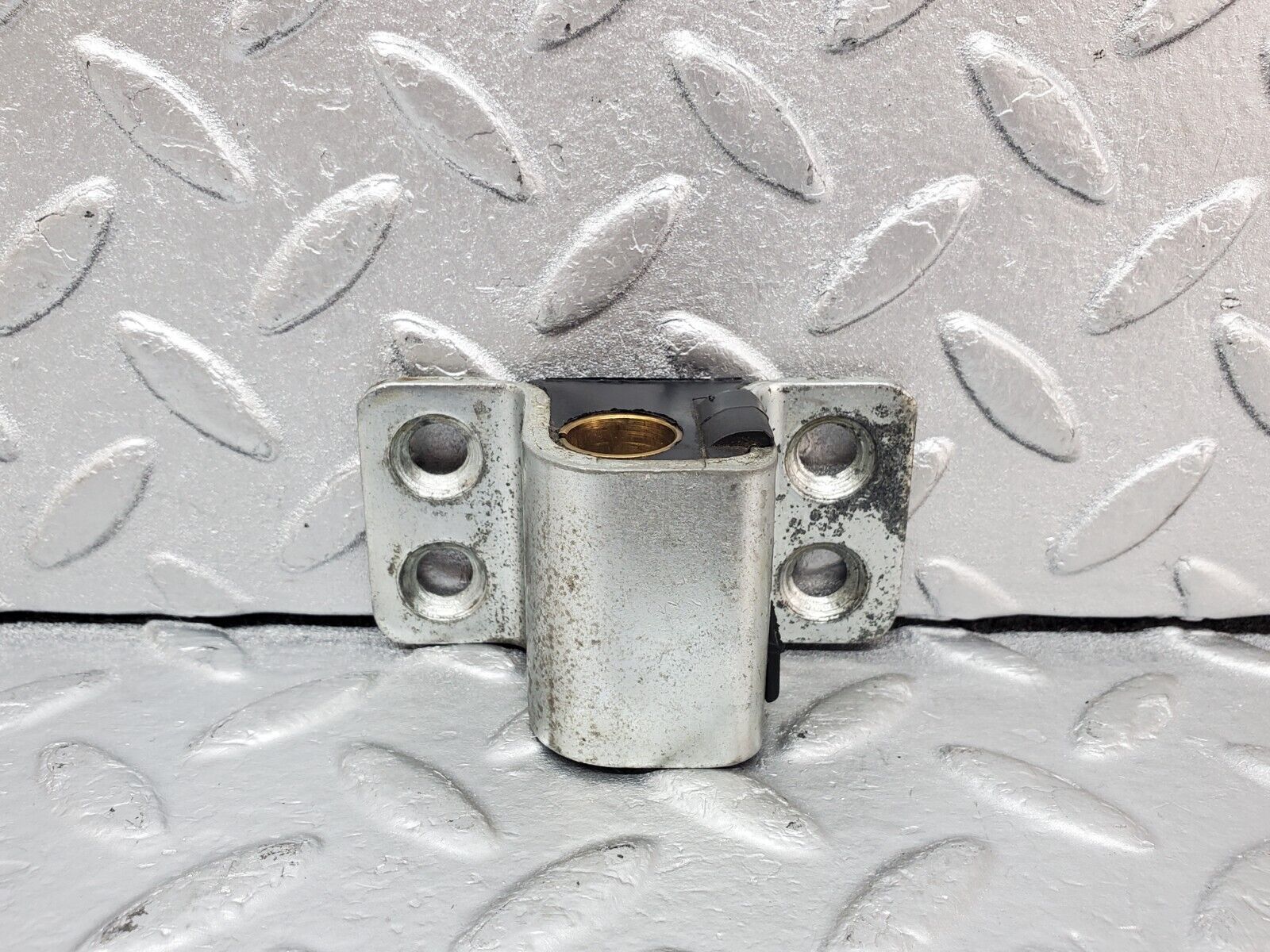 44341 Mercedes-Benz W123 280E Left Door Lock Latch