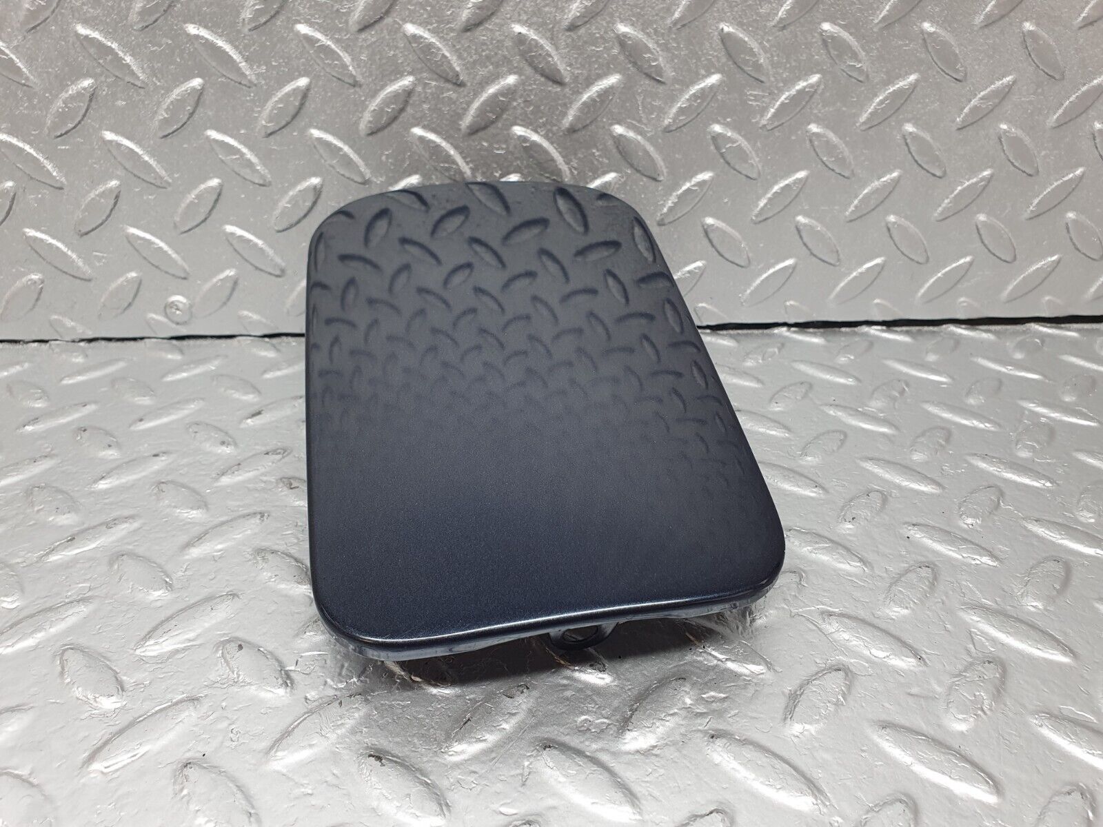 42355 Mercedes-Benz R129 320SL Coupe Fuel Tank Flap Cap 1295841339