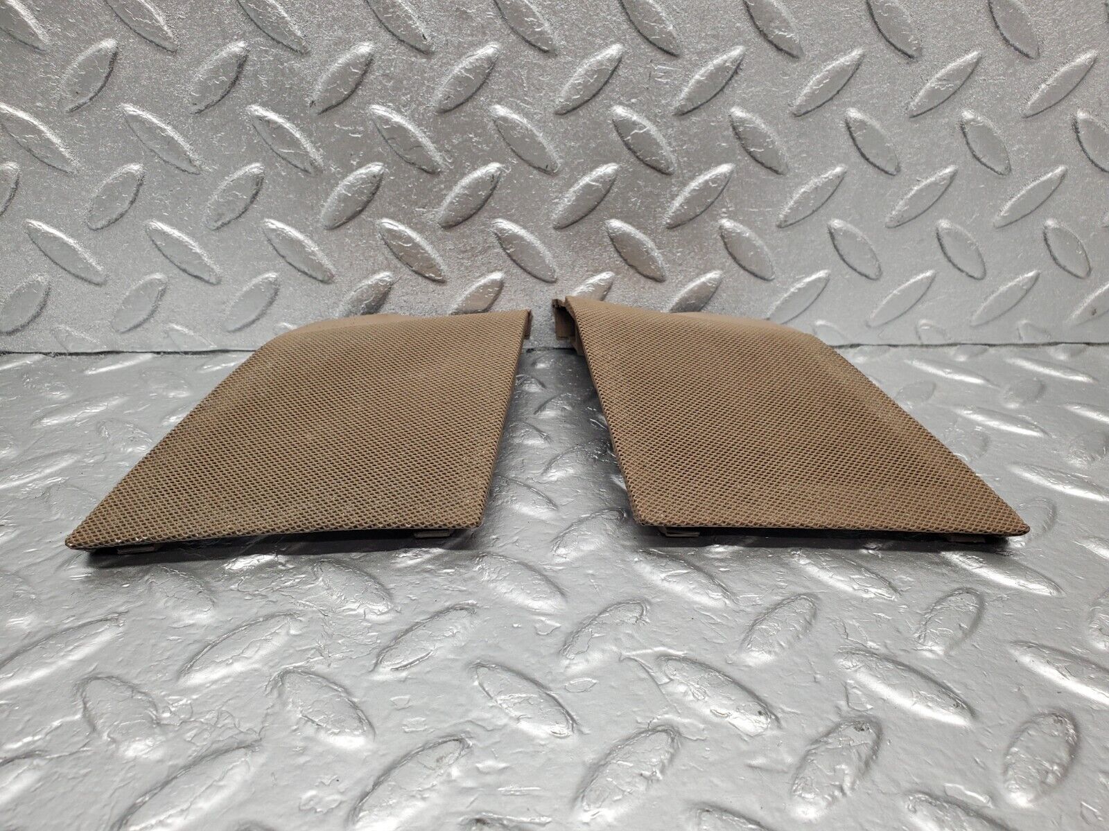 46836 Mercedes-Benz R129 320SL Coupe Dashboard Speaker Covers 1296800439 1296800339