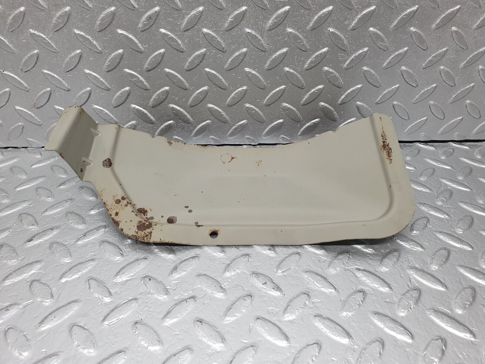 42357 Mercedes-Benz R129 320SL Coupe Floor Wire Cover Panel Right Side