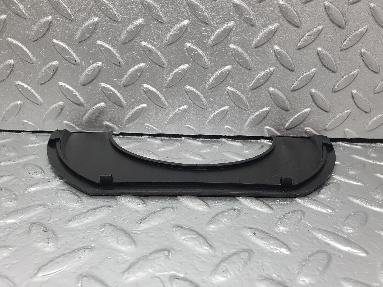 42588 Mercedes-Benz R129 320SL Coupe Windscreen Wiper Surround Trim