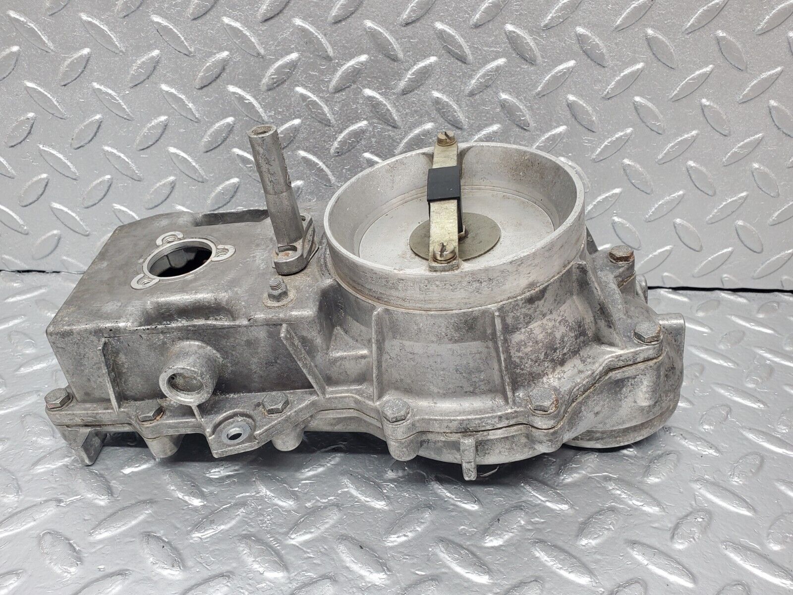 44305 Mercedes-Benz W123 280E Air Flow Mass Meter Sensor Bosch 0438120115