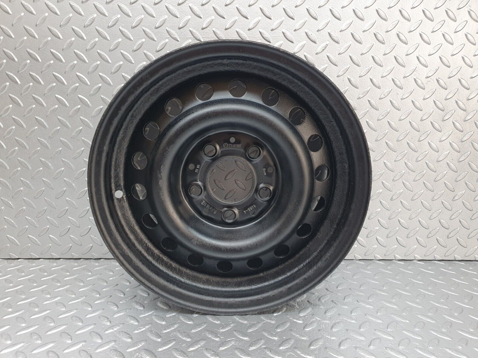 43759 Mercedes-Benz W123 Steel Wheel 6Jx14H2 ET30 1234001602
