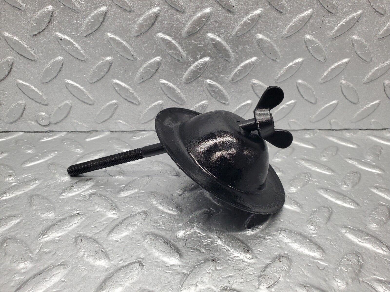 46679 Mercedes-Benz C123 280CE Coupe Spare Wheel Holder