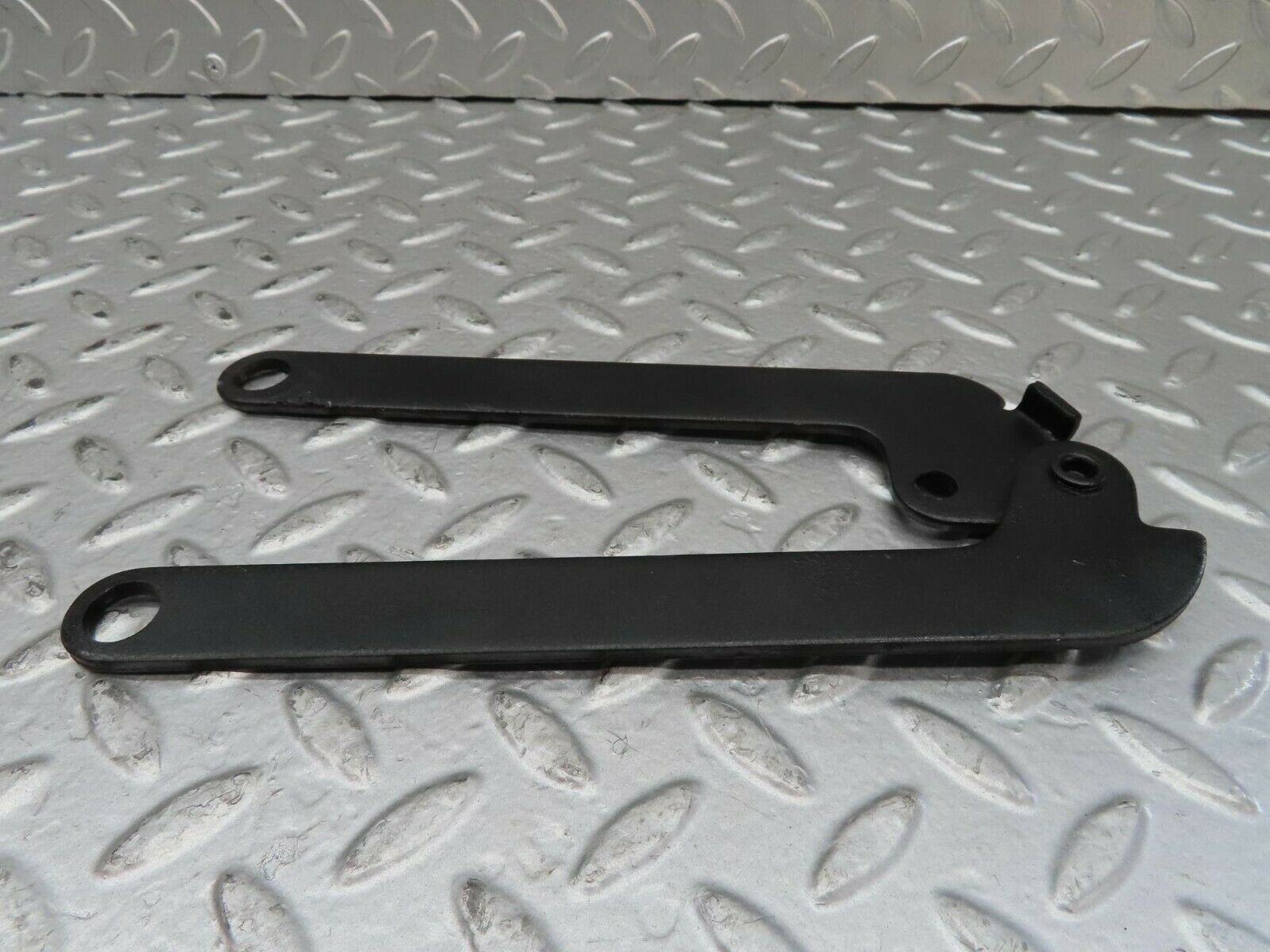15555 Mercedes-Benz R107 450SL Bonnet Hinge Right Side