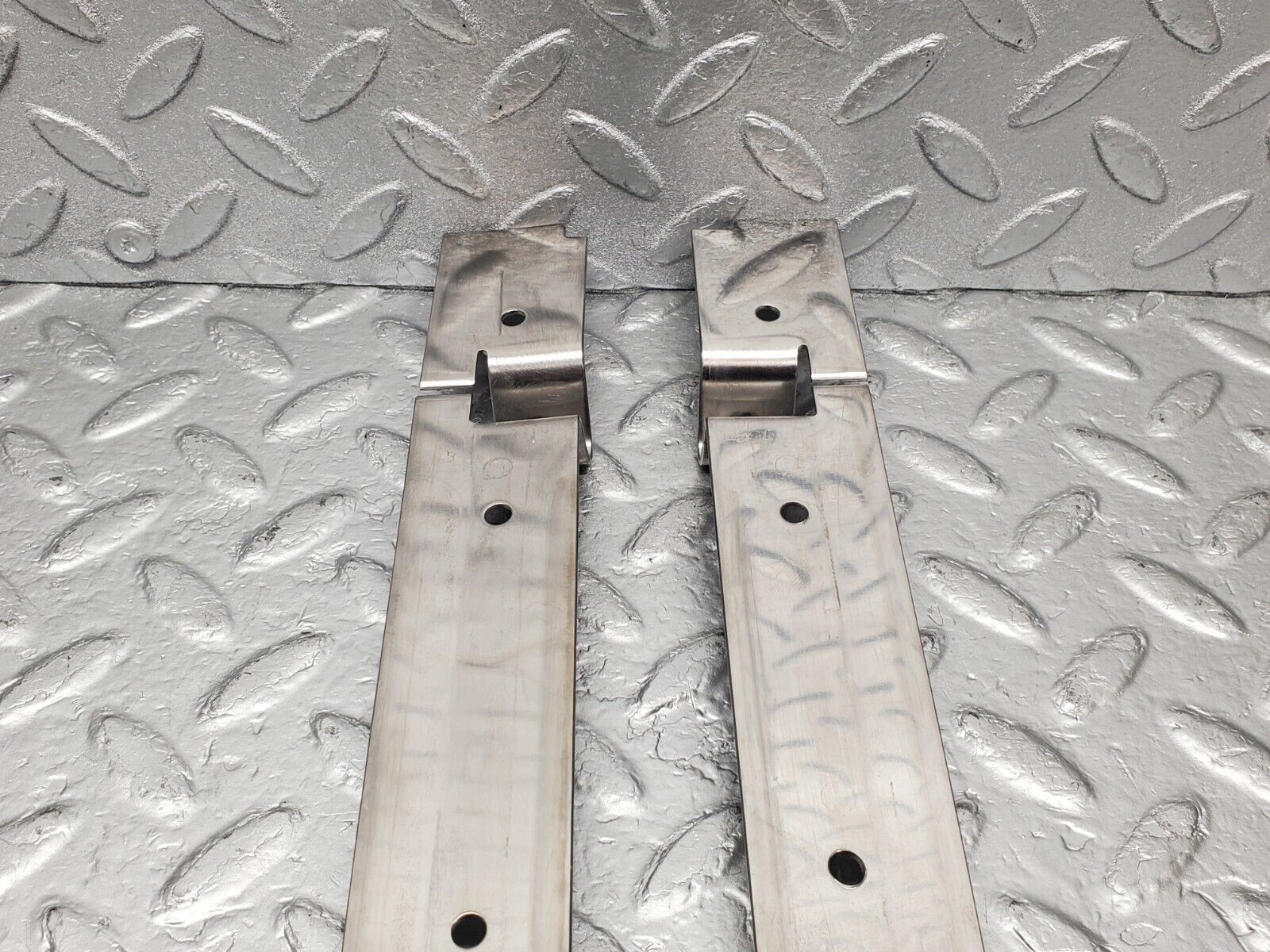 46678 Mercedes-Benz C123 280CE Coupe Sunroof Chrome Trim