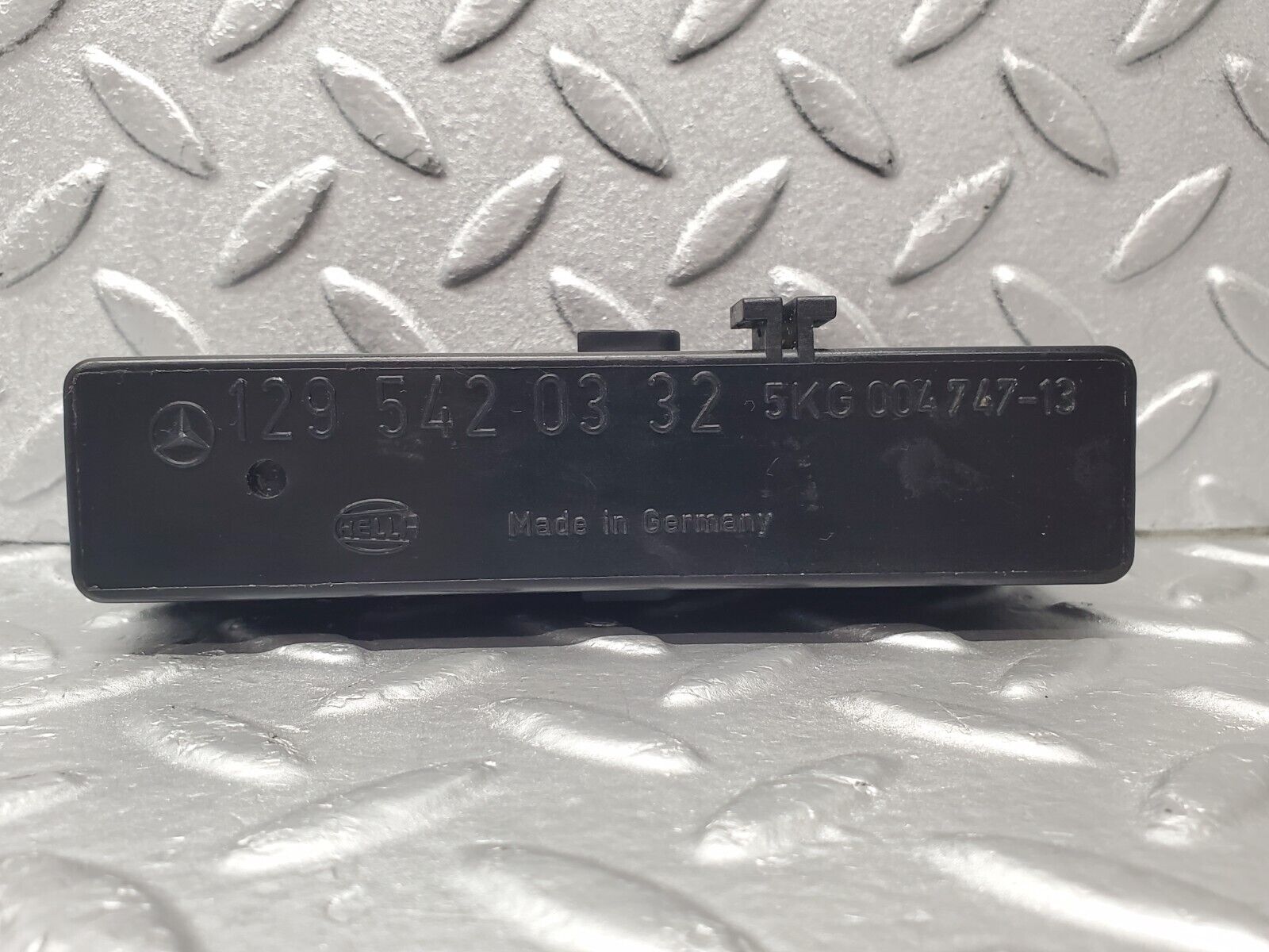 46784 Mercedes-Benz R129 320SL Coupe Light Control Unit 1295420332