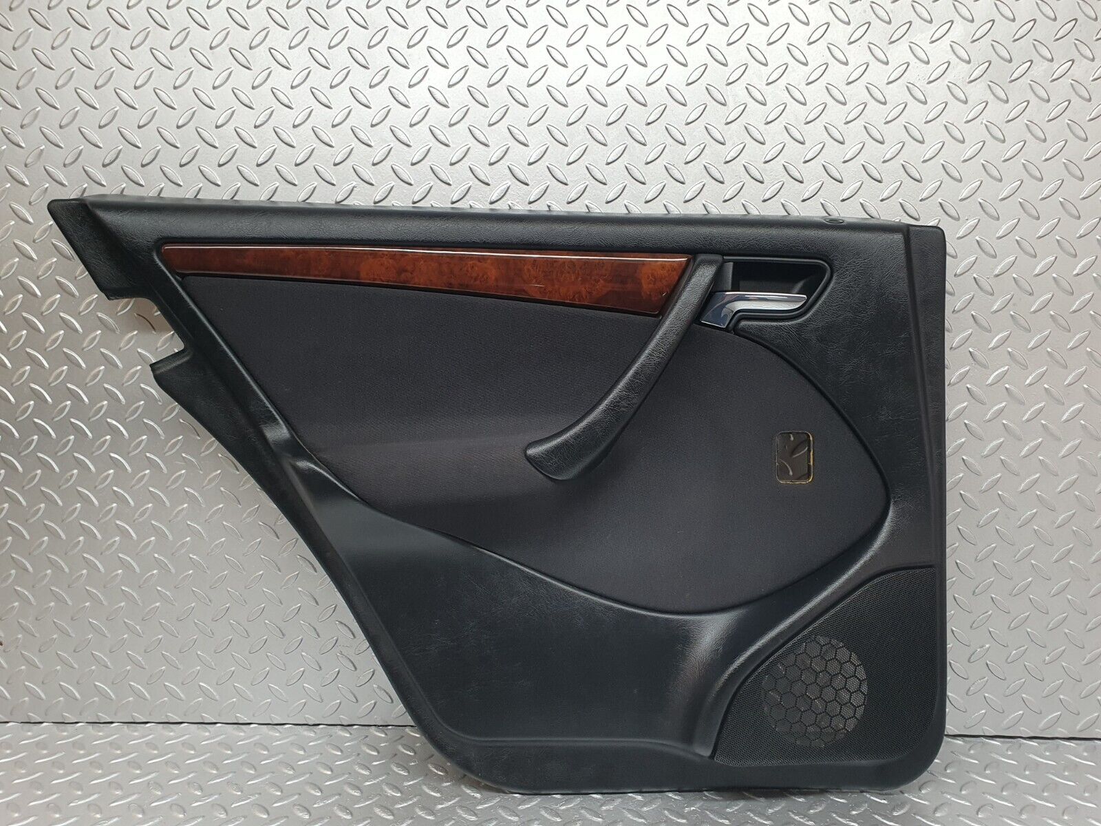 41773 Mercedes-Benz W202 C200 Rear Left Door Card 2027601361