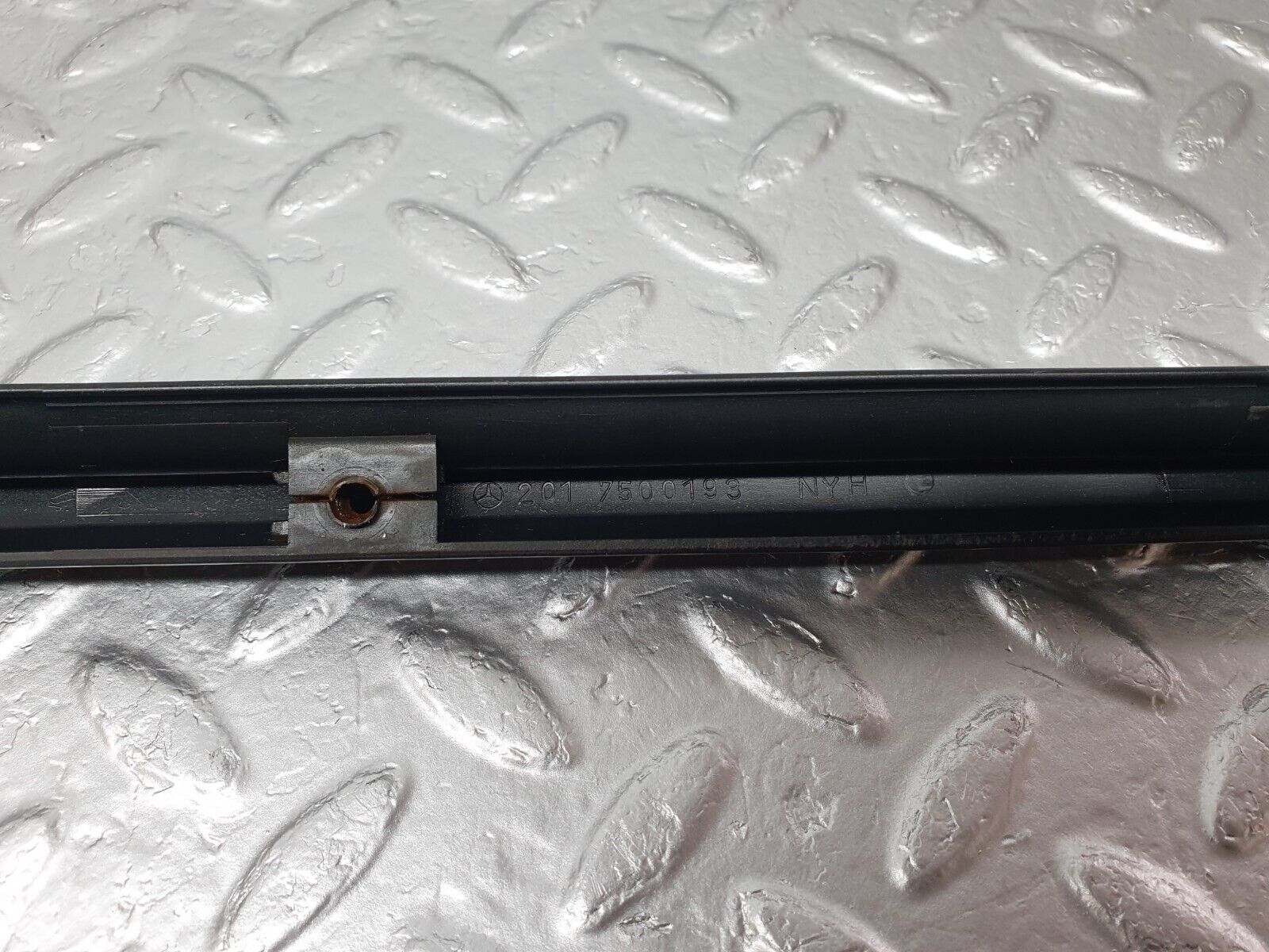 42795 Mercedes-Benz W201 190 2.0L Boot Lid Trunk Lid Handle 2017500193