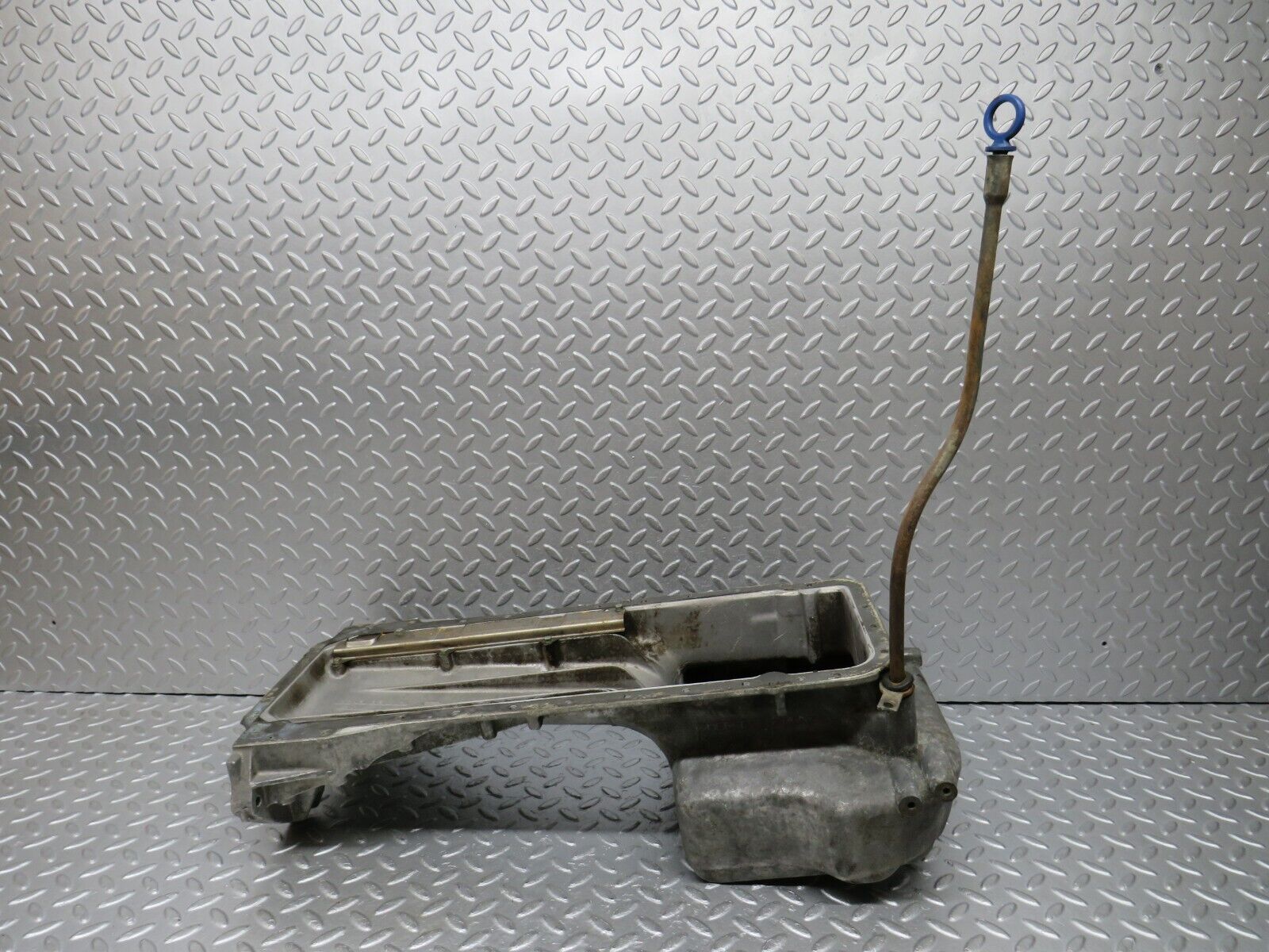 39318 Mercedes-Benz R107 500SL Oil Pan Oil Sump 1160105513