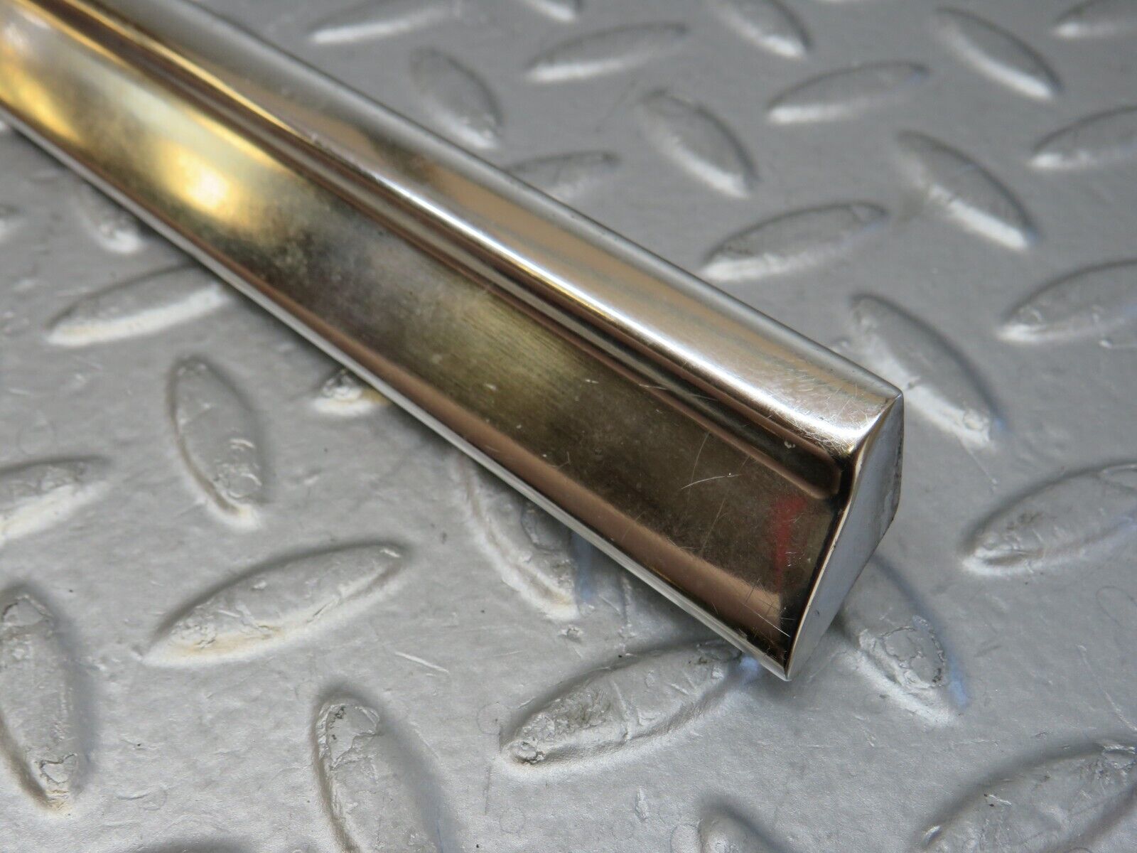 35373 Mercedes-Benz R107 280SL Left Door Chrome Trim