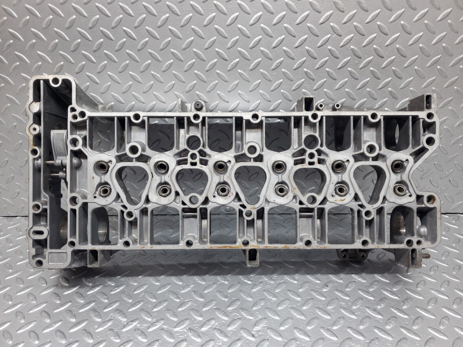 45436 Mercedes-Benz 280E M110.988 Camshaft Bearing Casing 1100163304