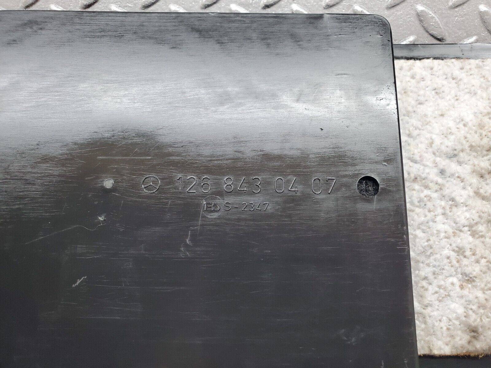 45628 Mercedes-Benz W126 420SE Rear Right Parcel Shelf Storage 1268430407