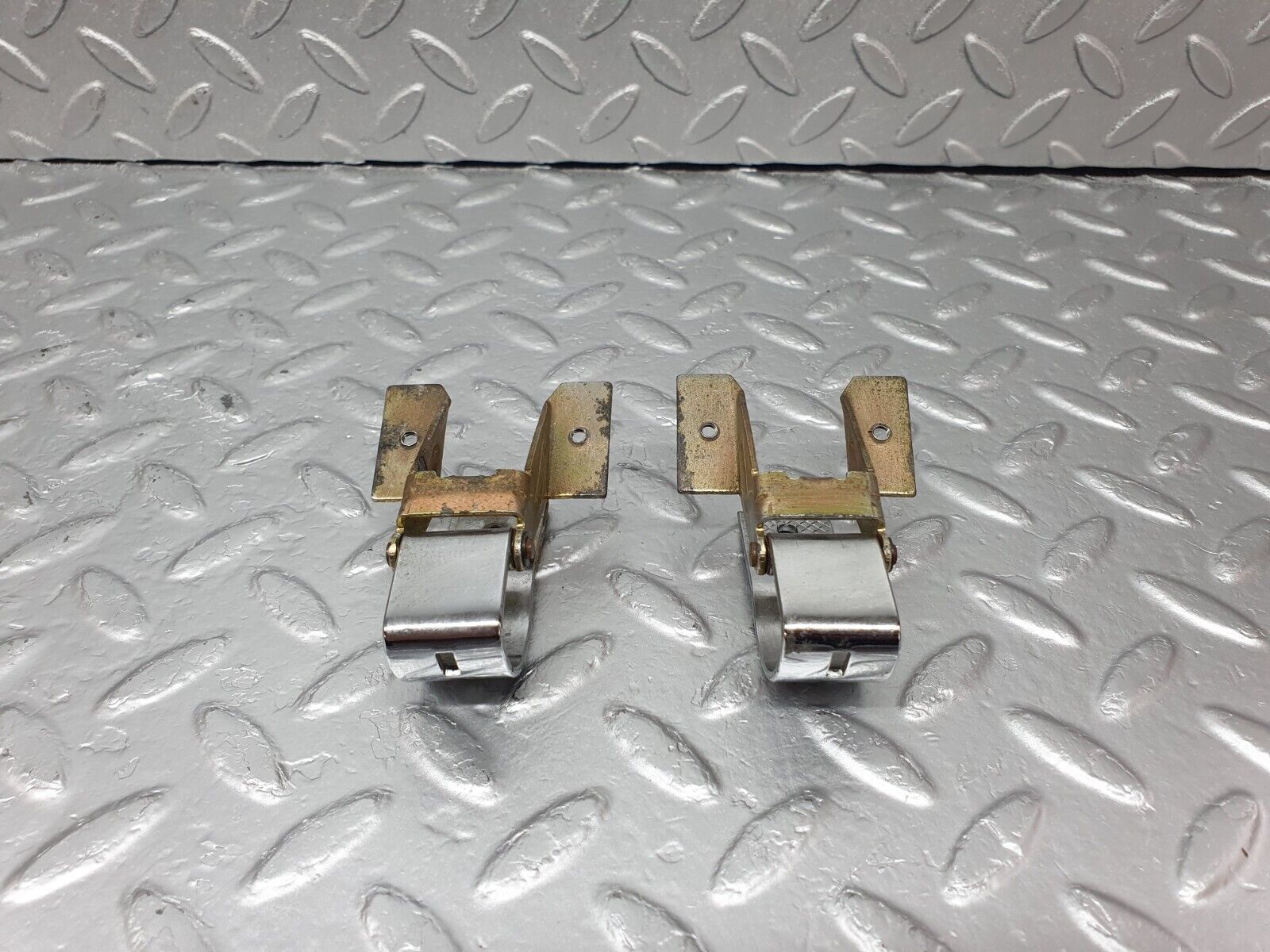 43370 Mercedes-Benz W108 280SE Glove Box Door Hinge 2X