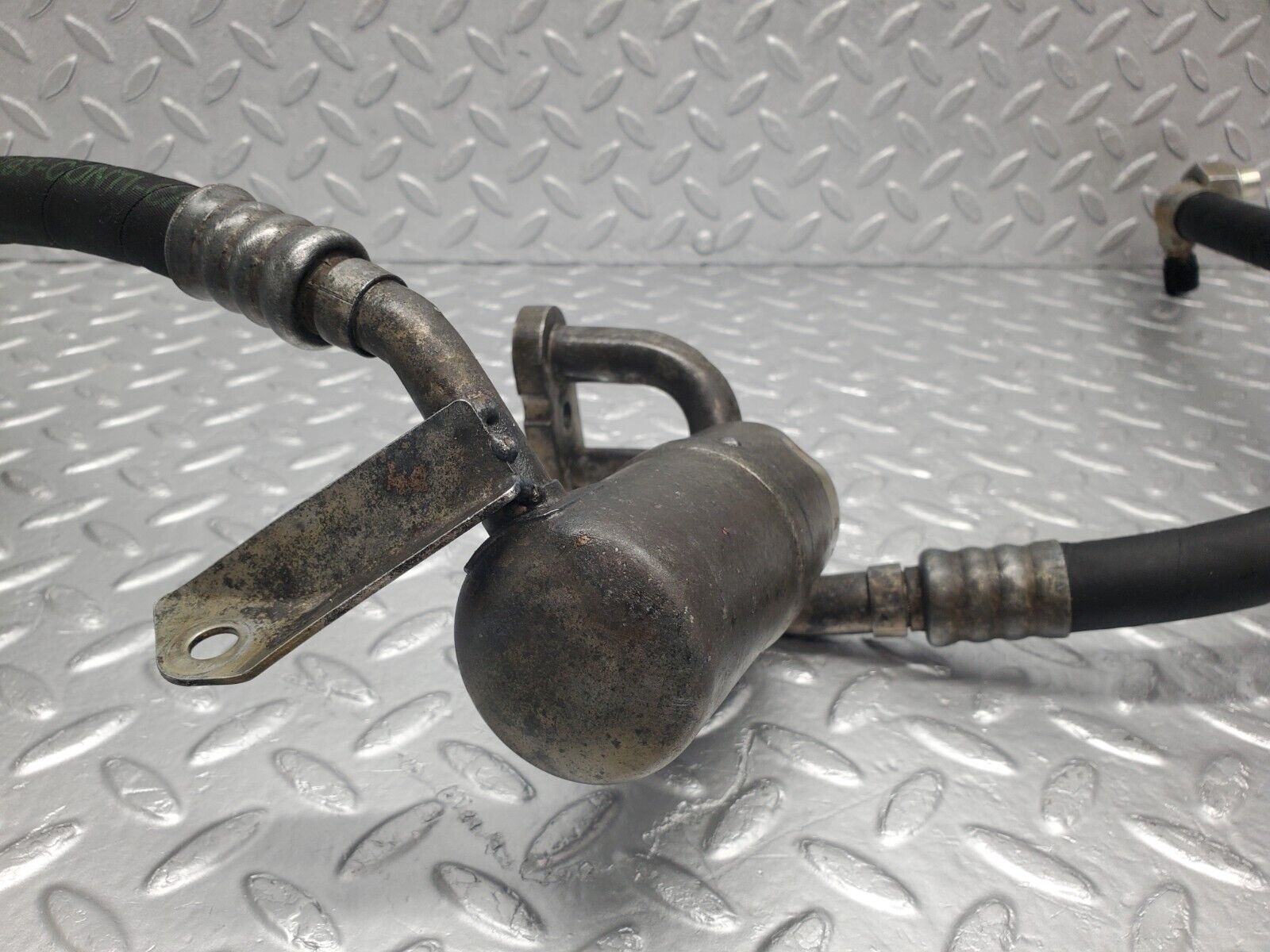 46230 Mercedes-Benz W124 280E Air Conditioning Hose Pipe With Dryer