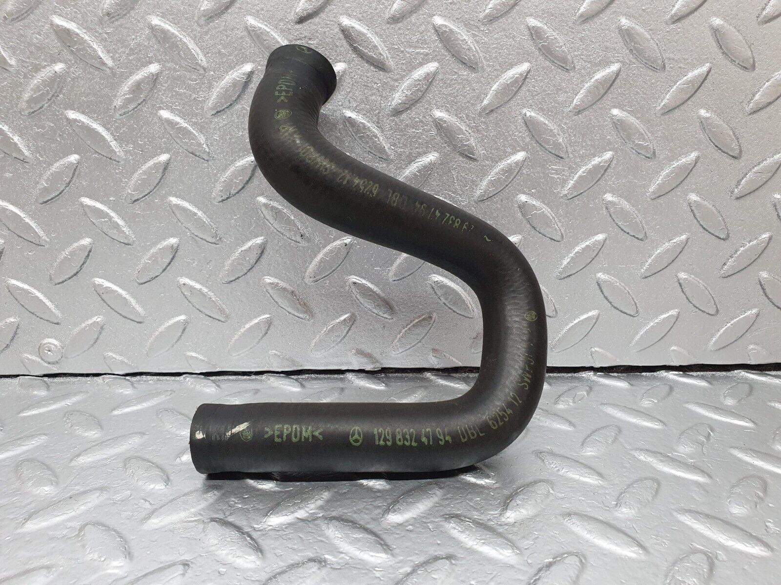 42552 Mercedes-Benz R129 320SL Coupe Heater Hose Pipe 1298324794