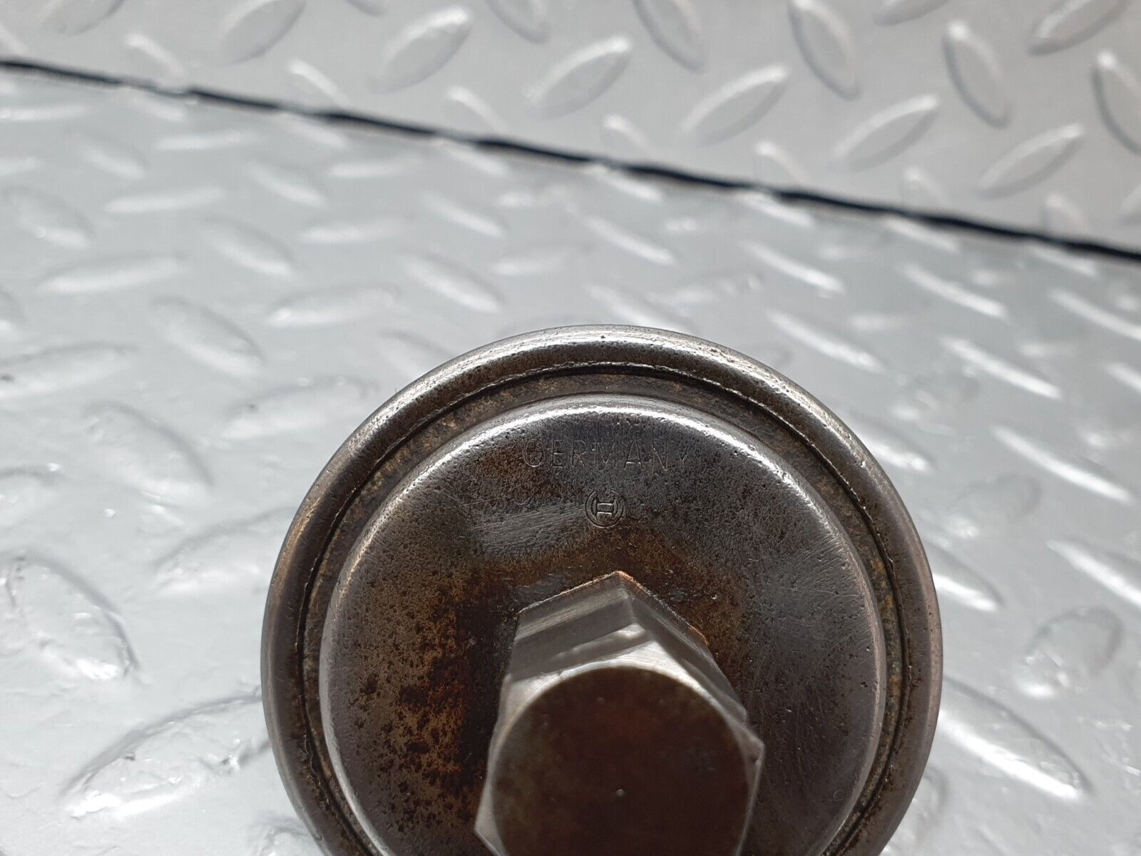 43375 Mercedes-Benz W108 280SE Ignition Distributor Vacuum Control Valve