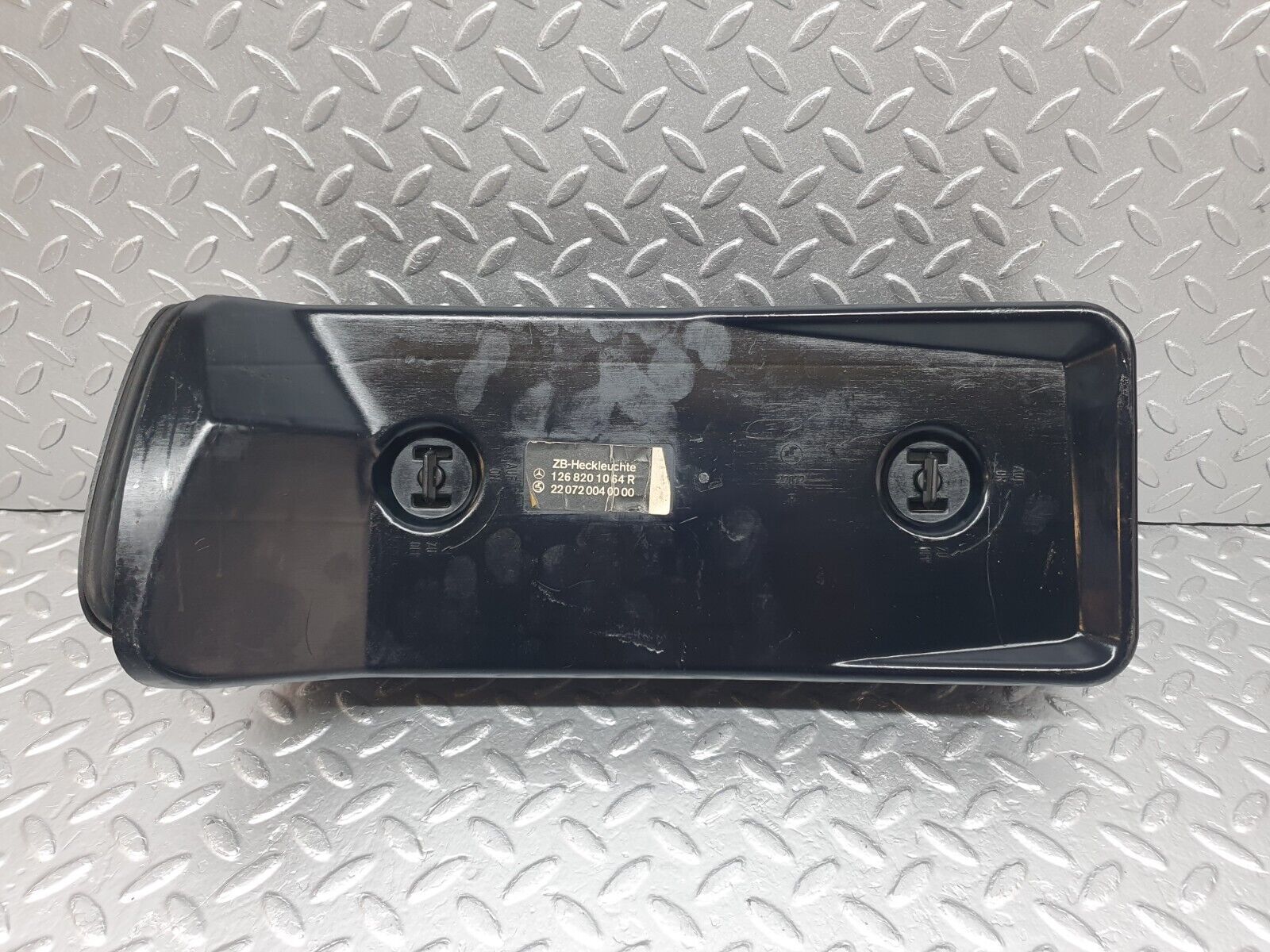 43621 Mercedes-Benz C126 380SEC Coupe Tail Light Right Side 1268201064