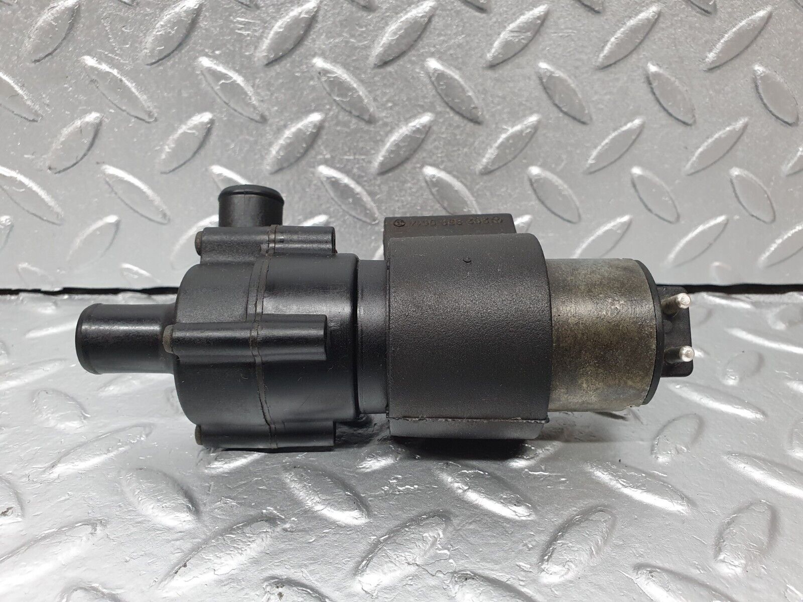 41821 Mercedes-Benz W202 C200 Auxiliary Heating Water Pump 0018351164