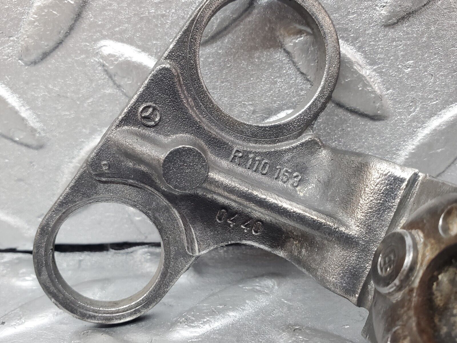 44538 Mercedes-Benz W123 280E Crankshaft Sensor Holder Bracket 1101530440