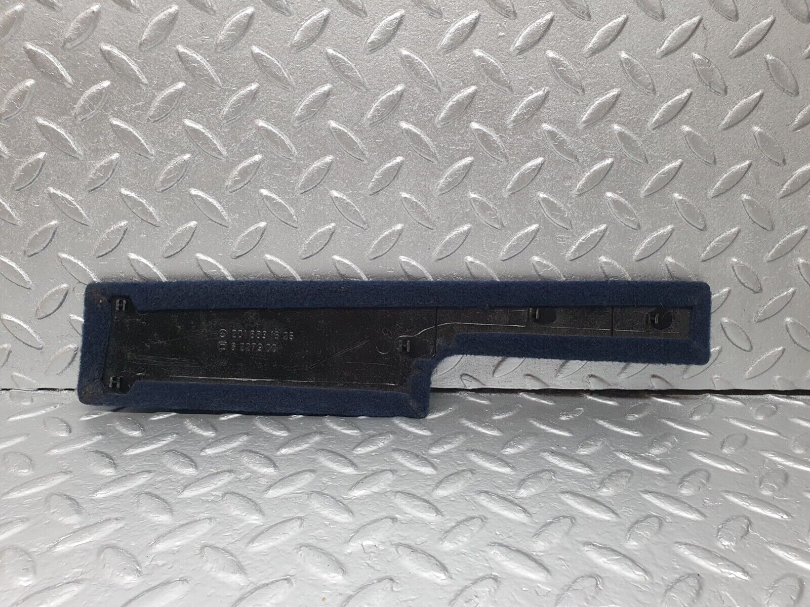 42987 Mercedes-Benz W201 190 Centre Console Carpet Blue 2016831525