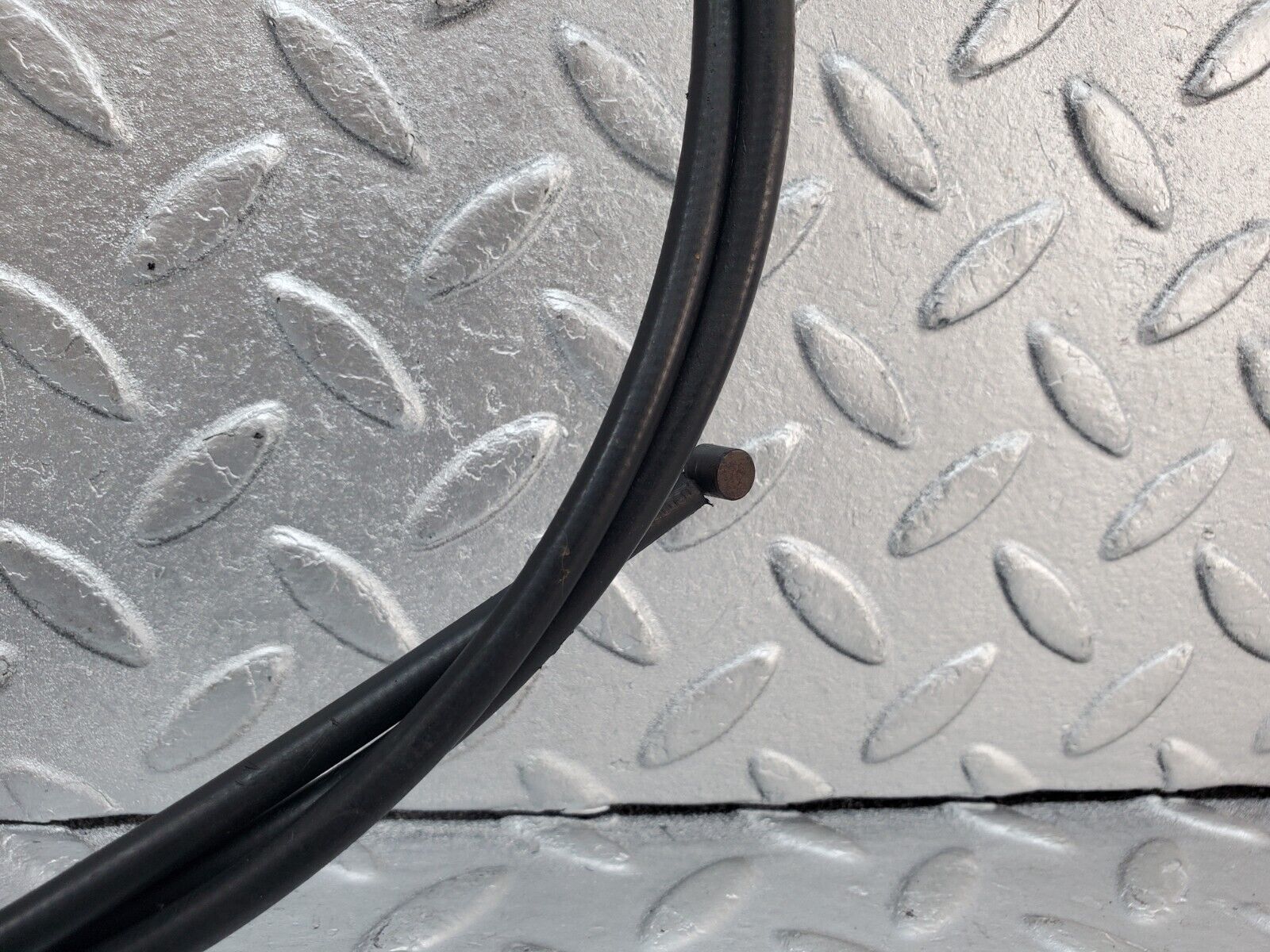 44421 Mercedes-Benz W123 280E Bonnet Release Cable 1239970681