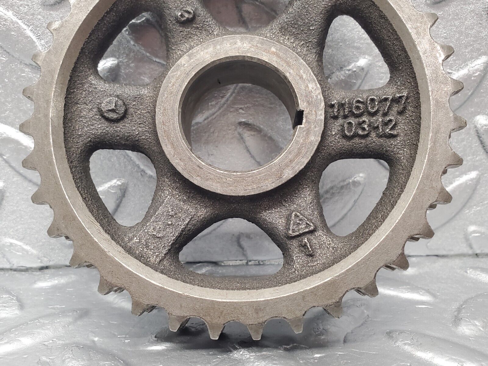46586 Mercedes-Benz C123 280CE Coupe Timing Gear Sprocket 1160770312