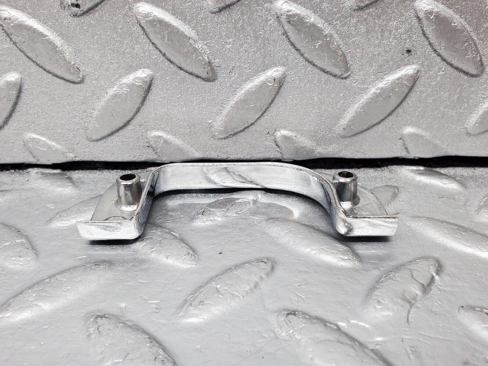 45558 Mercedes-Benz W126 420SE Interior Chrome Door Latch Trim Left 1237230124