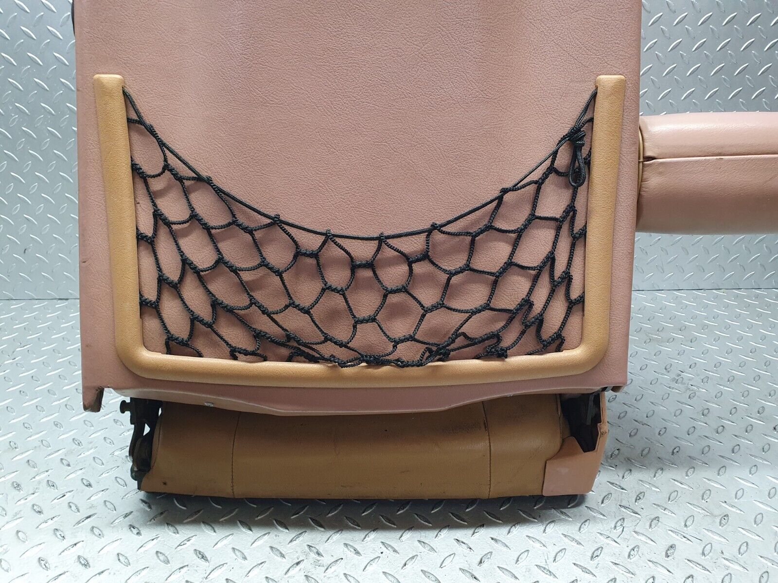 43812 Mercedes-Benz C126 380SEC Coupe Front Left Electric Passenger Seat Leather 1269101950