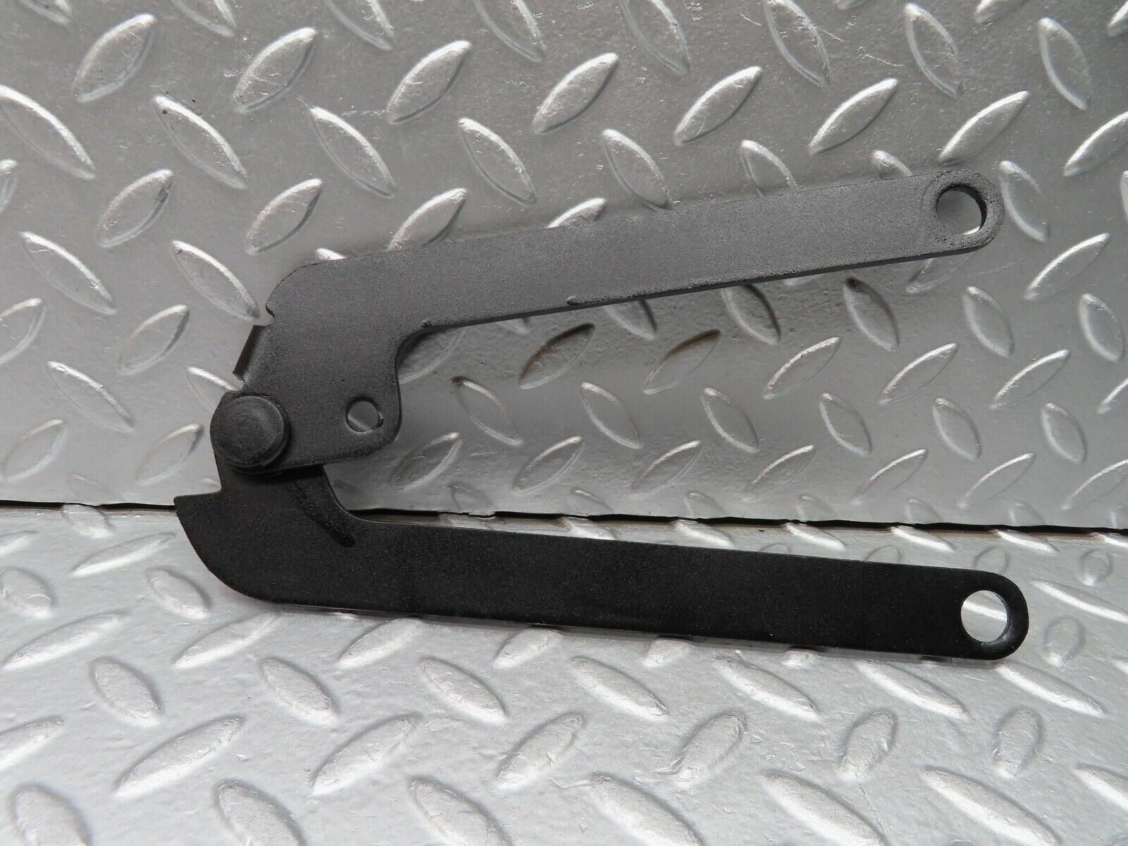 20617 Mercedes-Benz R107 450SL Bonnet Hinge Right Side