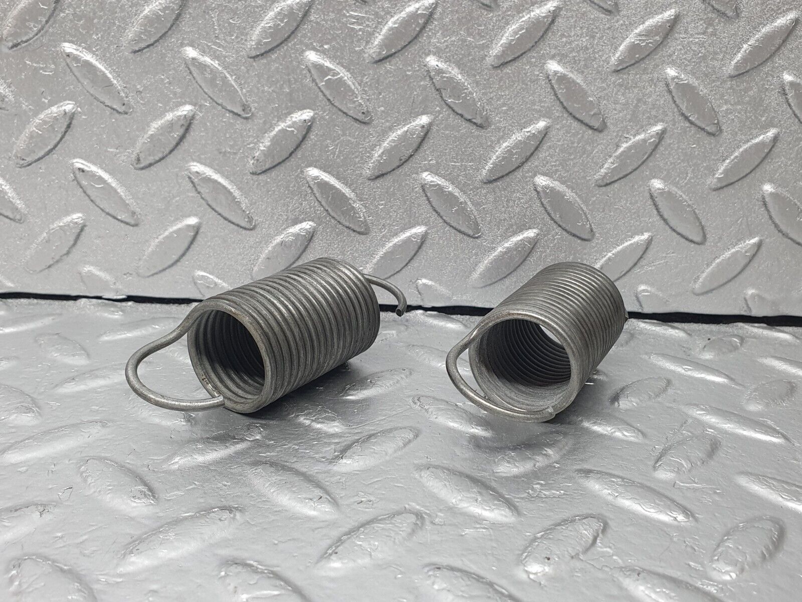 44064 Mercedes-Benz C123 230CE Coupe Front Seat Adjustment Spring Pair