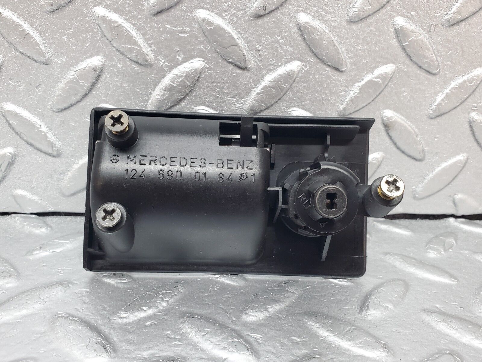 44804 Mercedes-Benz W124 220E Glove Box Door Lock With Key 1246800184