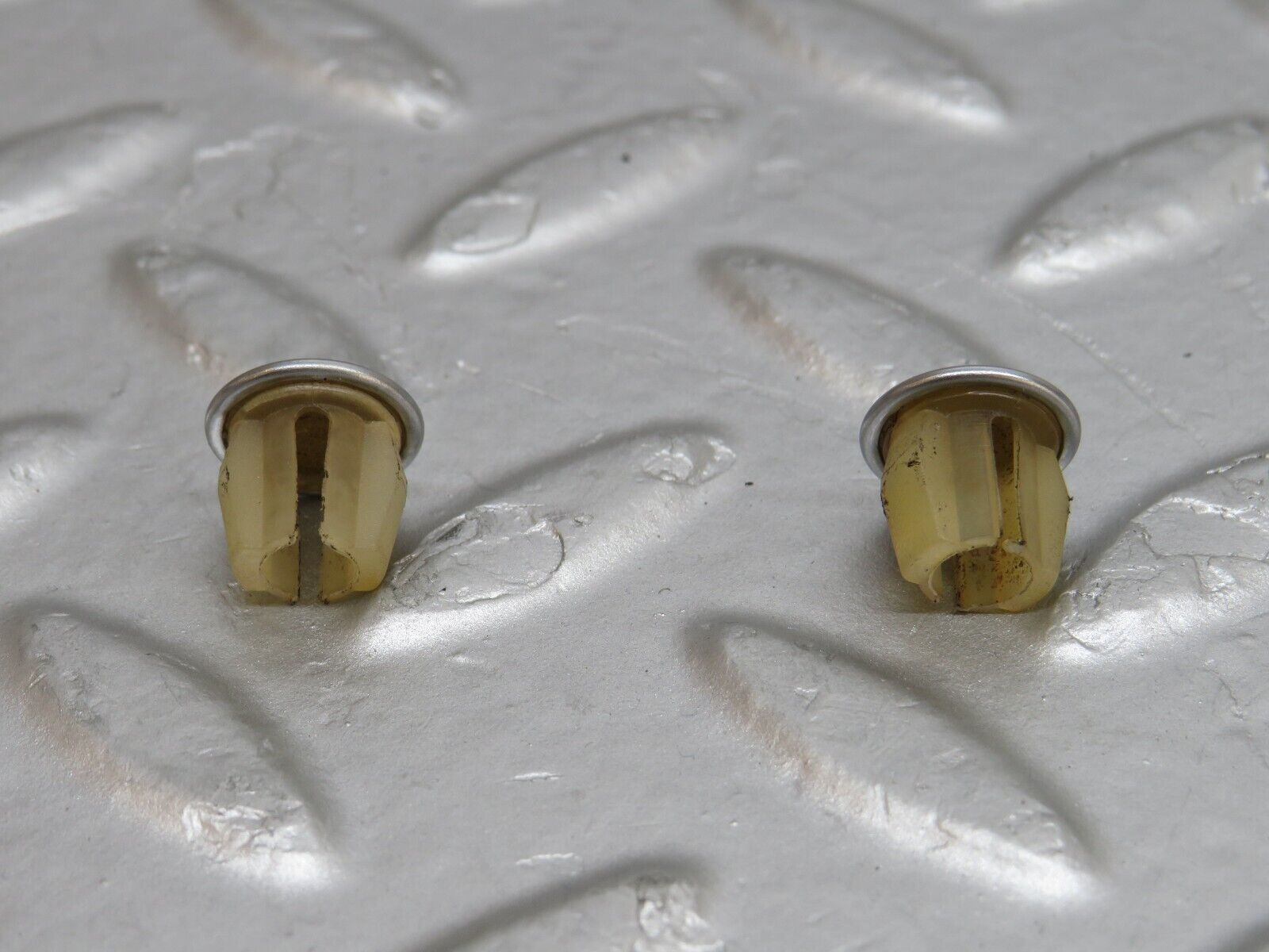 35685 Mercedes-Benz R107 280SL Headlight Washer Nozzle Chrome Plug 2x