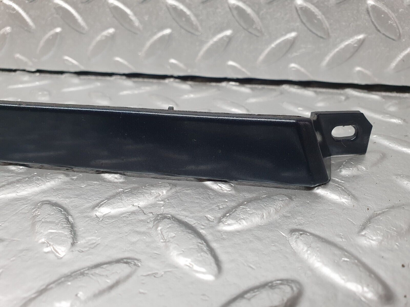 41808 Mercedes-Benz W202 C200 Under Headlight Trim Right 2028260877 2028260677