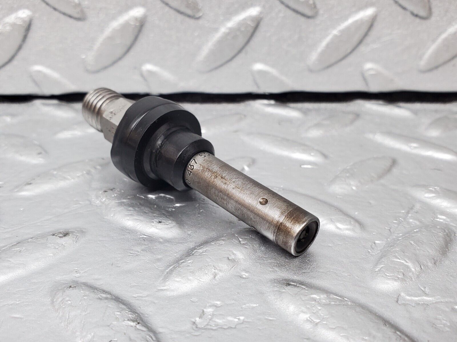 45465 Mercedes-Benz 280E M110.988 Fuel Injector Bosch 0437502010