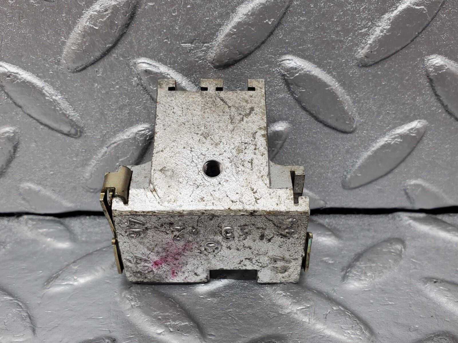 45321 Mercedes-Benz R129 300SL Coupe Soft Top Hydraulic Distributor 1298000022